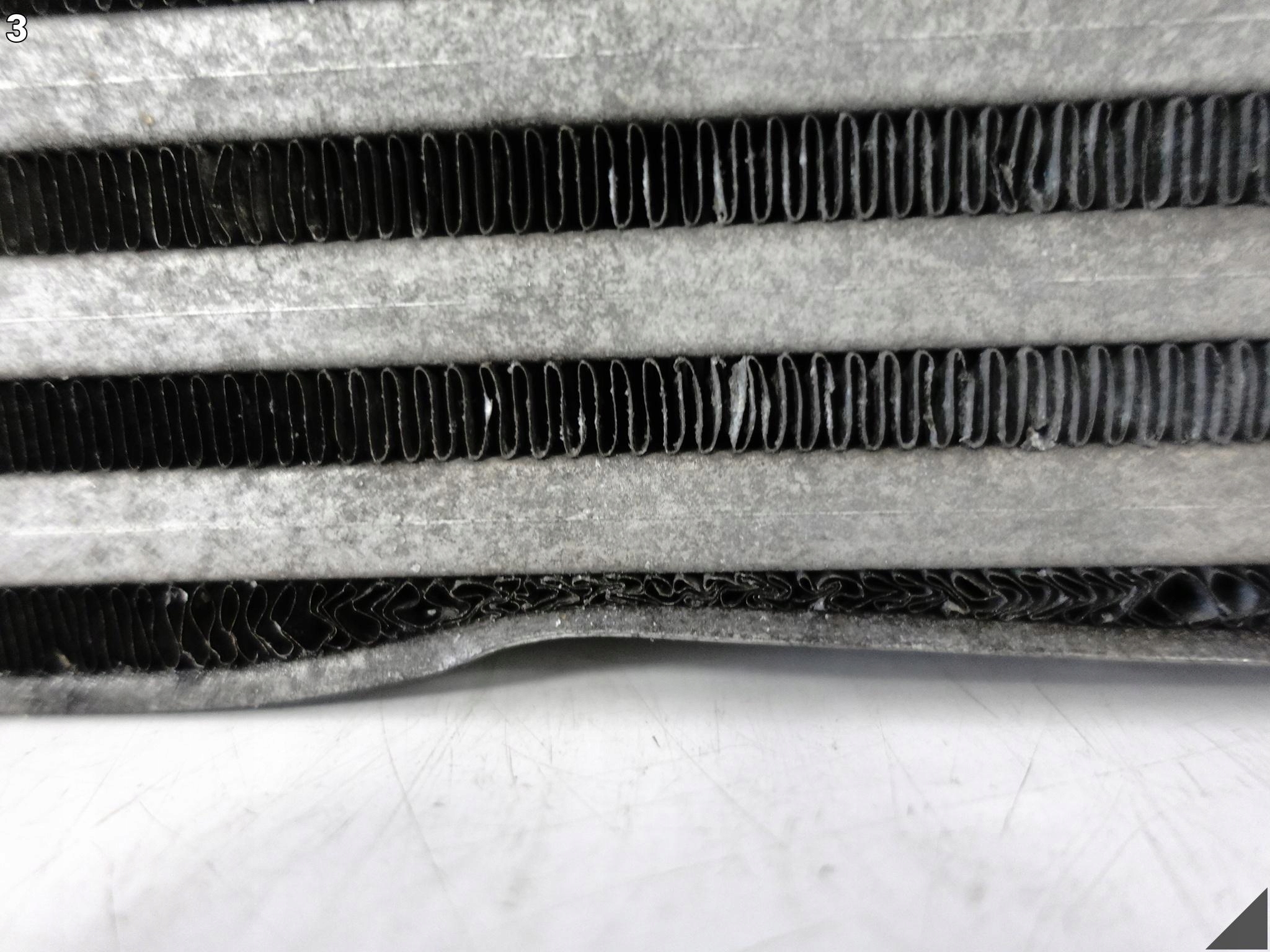PORSCHE MACAN 95B GTS TURBO 14-18 intercooler radiator air left
