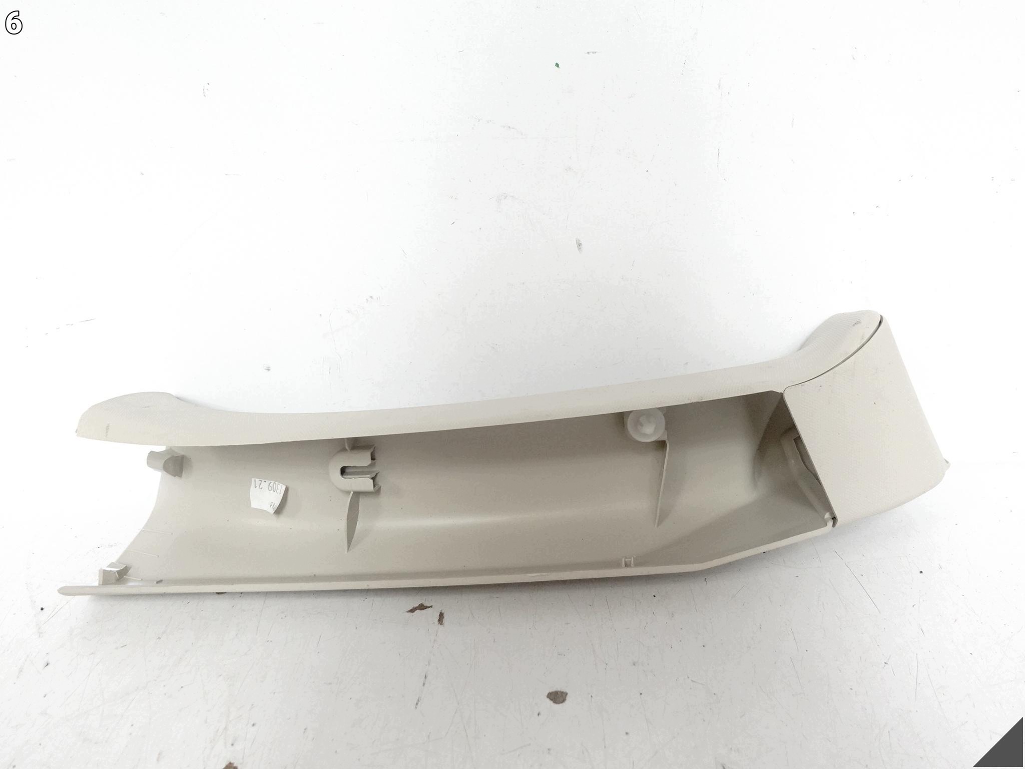 BMW 3 G21 TOURING 18- upholstery cover side bonnet boot left rear part