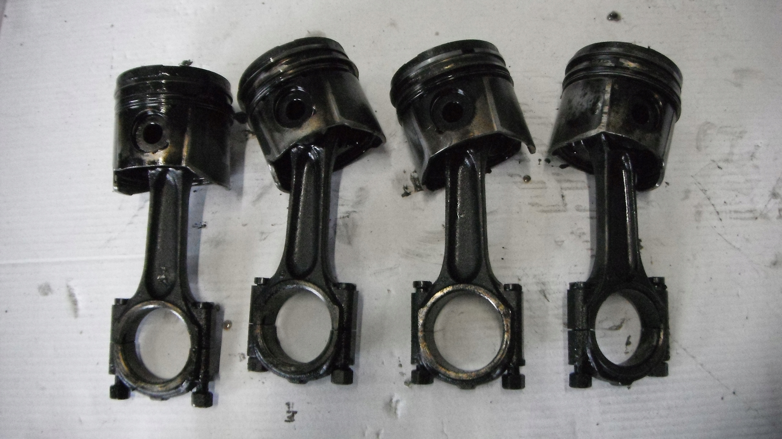 EVASION 806 2.0 HDI 98-02 TŁOK TŁOKI