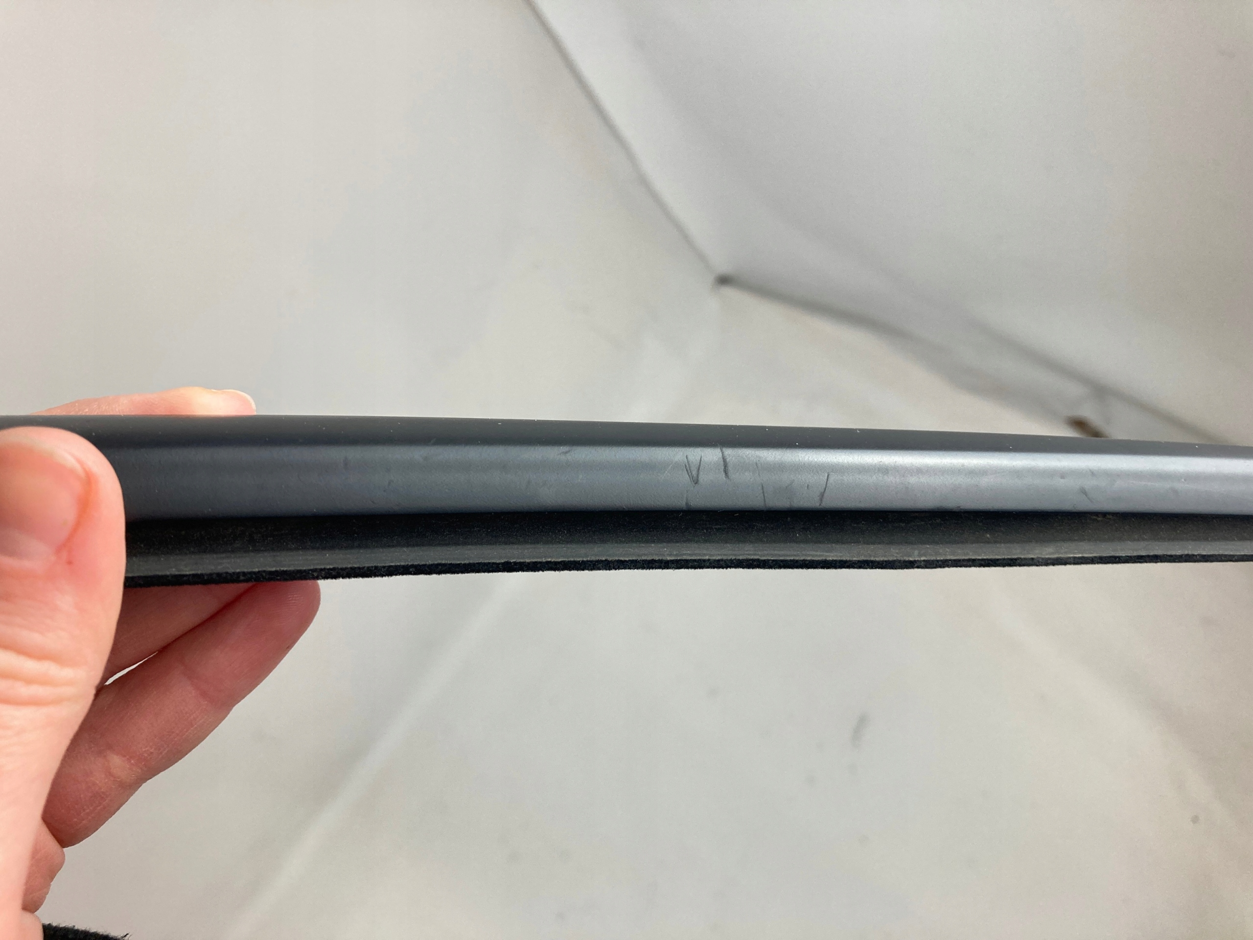 Ram 2500, 3500 gasket exterior zbierak right front 2019-26