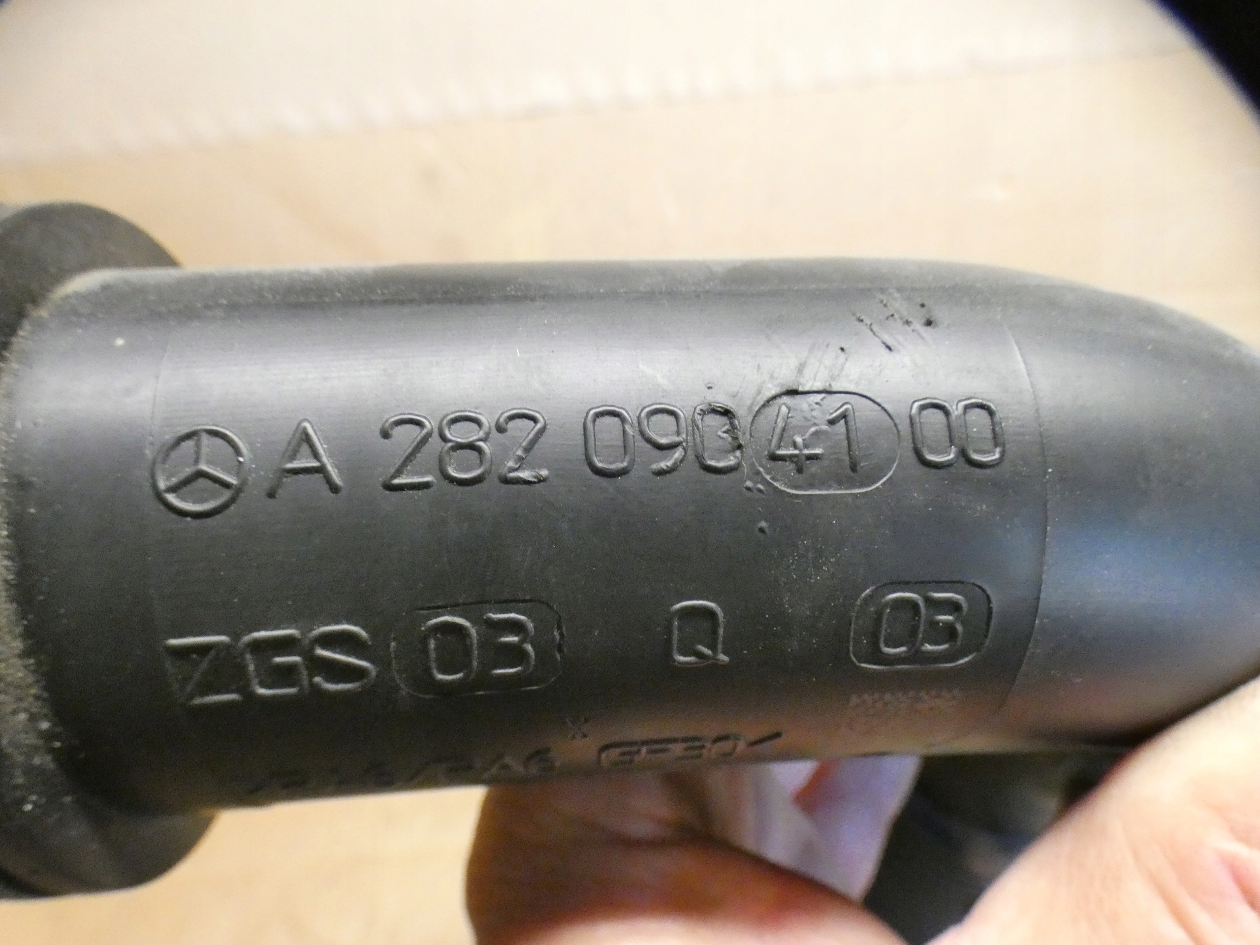 pipe air MERCEDES-BENZ A class A2820904100 1.3L