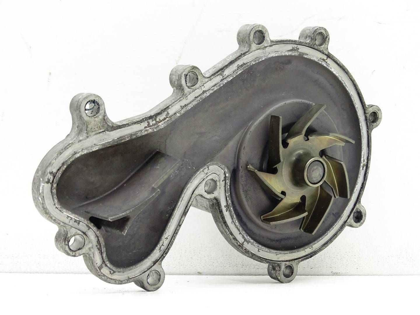 water pump AUDI A8 Q7 4L 3.0TDI 059008J