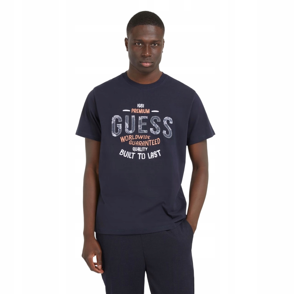 Guess Pánské Tričko Ss Cn Guess Patch Tee Tmavě Modré vel. L