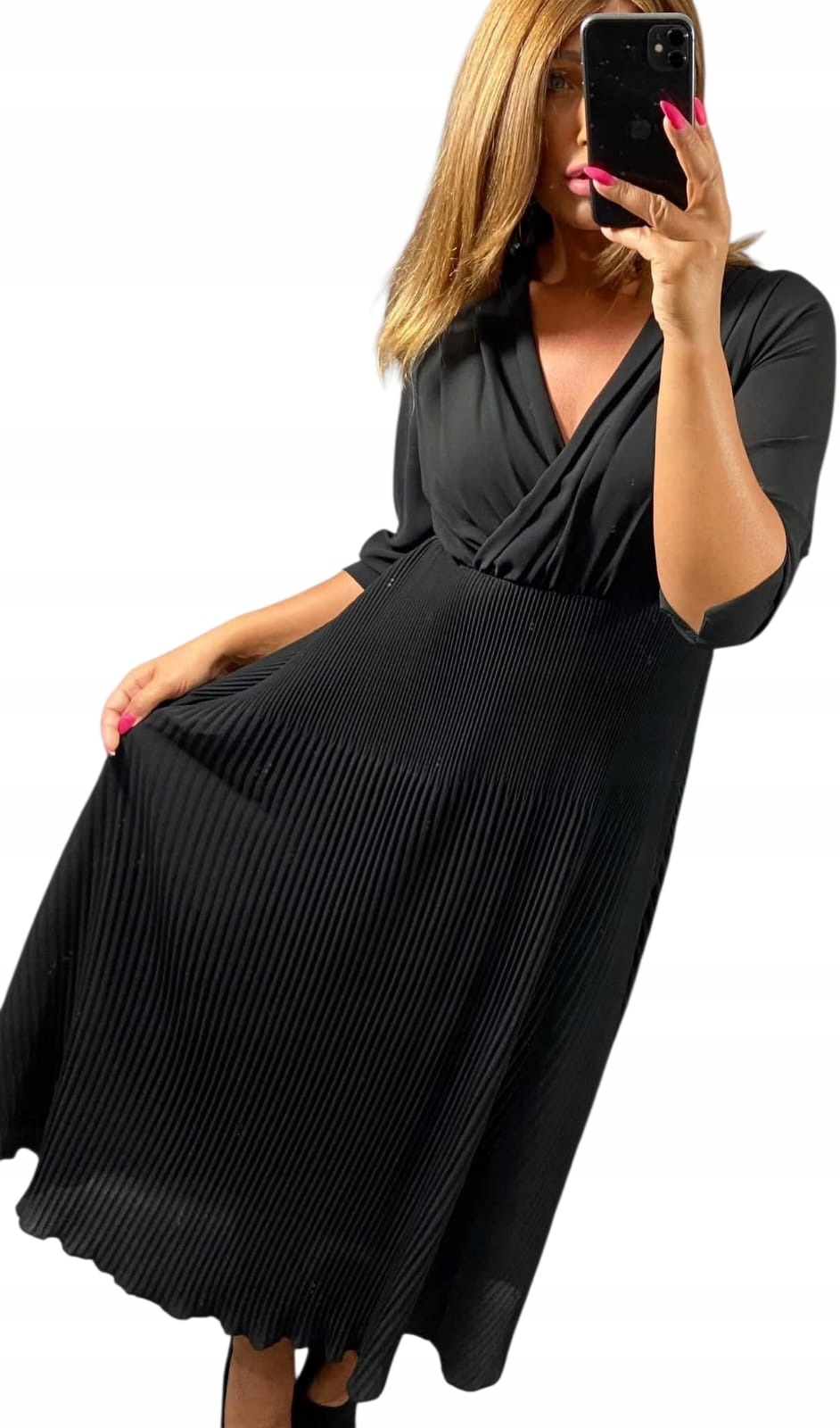 V611 Elegantní Plisovaná Šaty S 3/4 Rukávem Černá vel. 42 (XL)