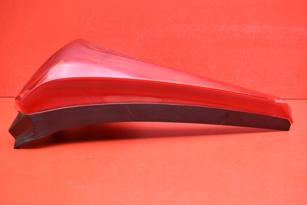 light left rear part rear 31283339 VOLVO V40 2 II HB 12-16