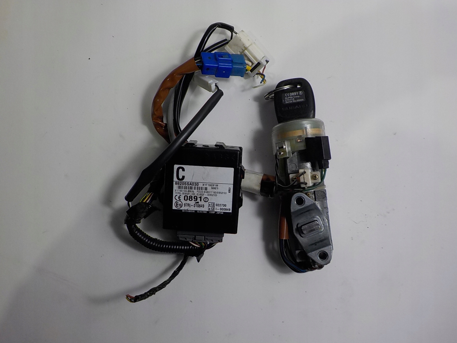 SUBARU FORESTER КЛЮЧ ЗАПАЛЮВАННЯ МОДУЛЬ 88205SA030