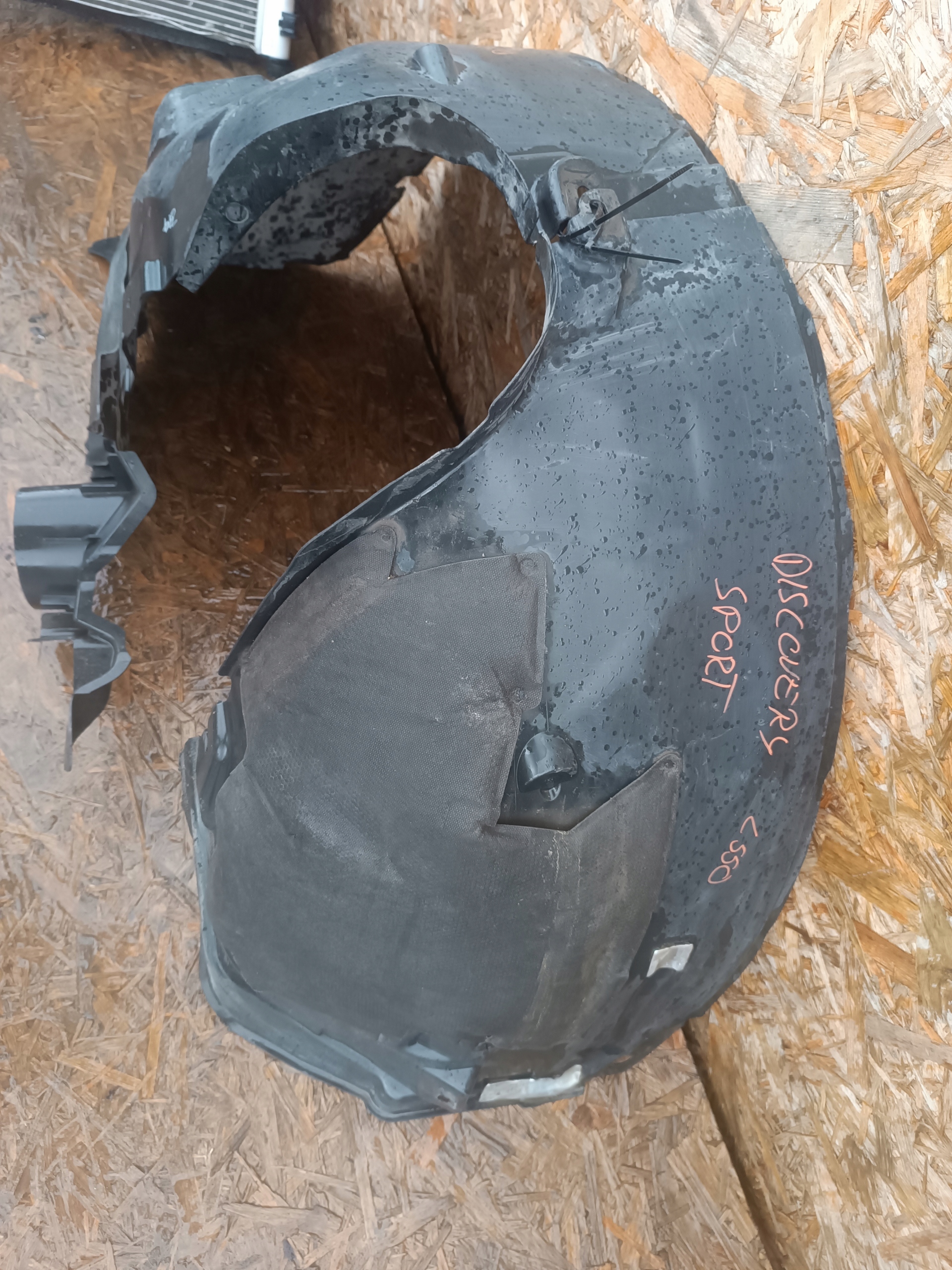mudguard front right LAND ROVER DISCOVERY SPORT L550