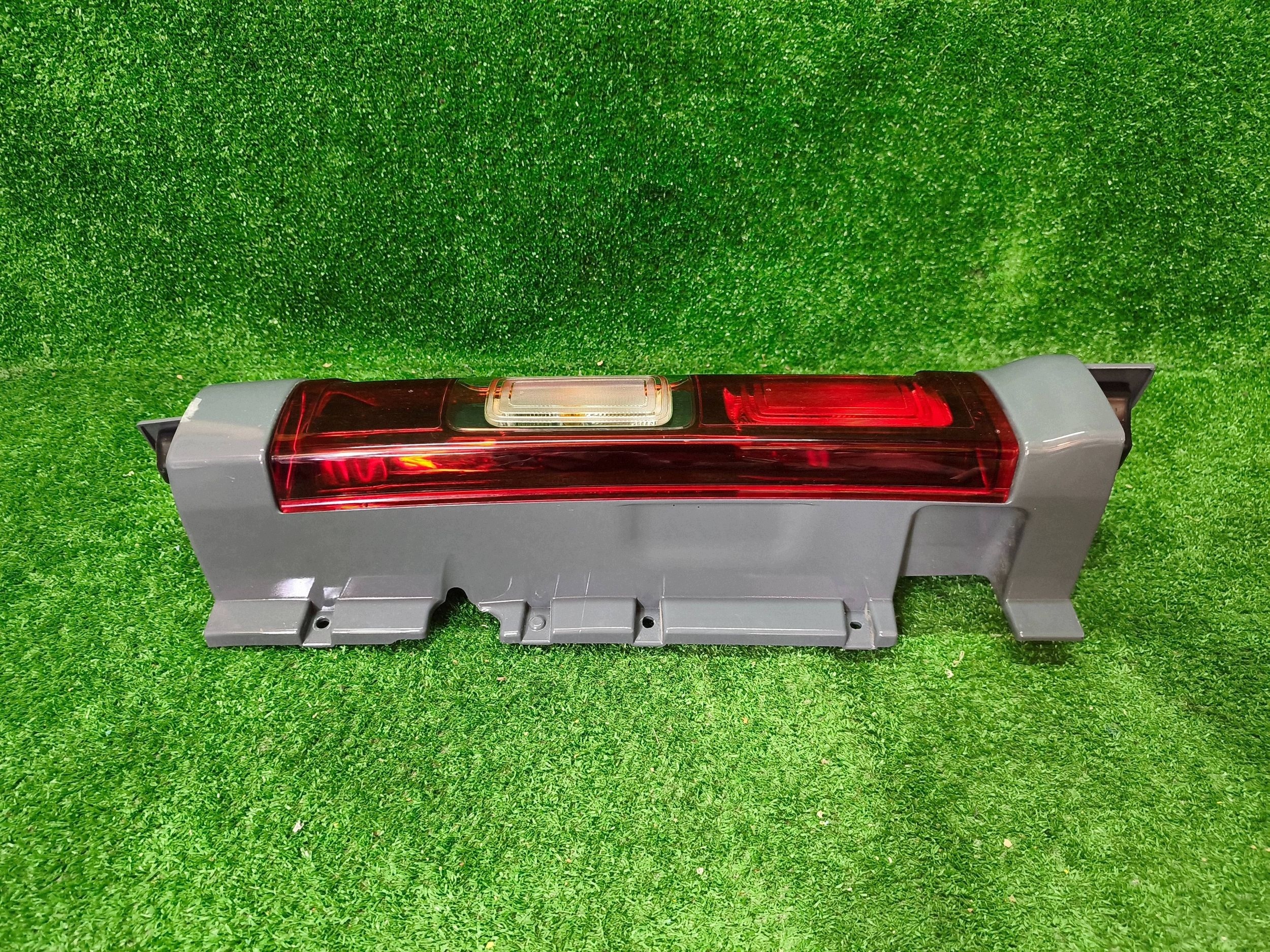 light rear part rear right RENAULT TRAFIC III VIVARO B 14- NR.261