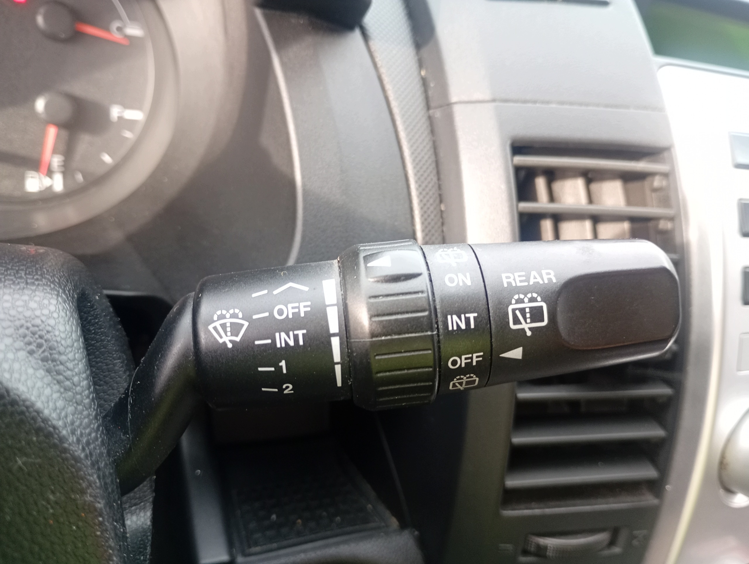 Interrupteur commande phares feux zespolony Volant Mazda 5 V 05-10