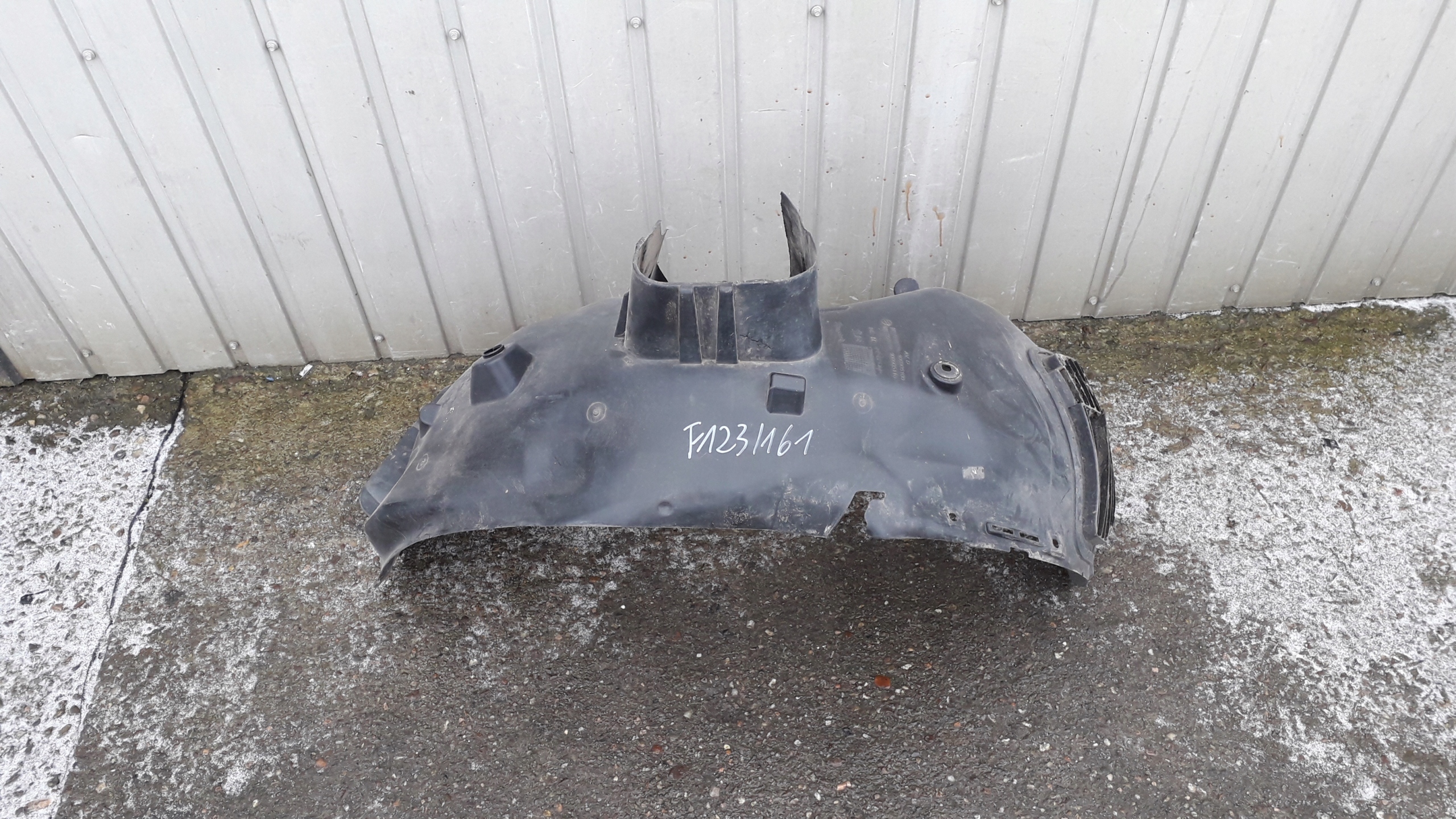 PARTNER BERLINGO COMBO 18- NADKOLE PRAWE PRZÓD