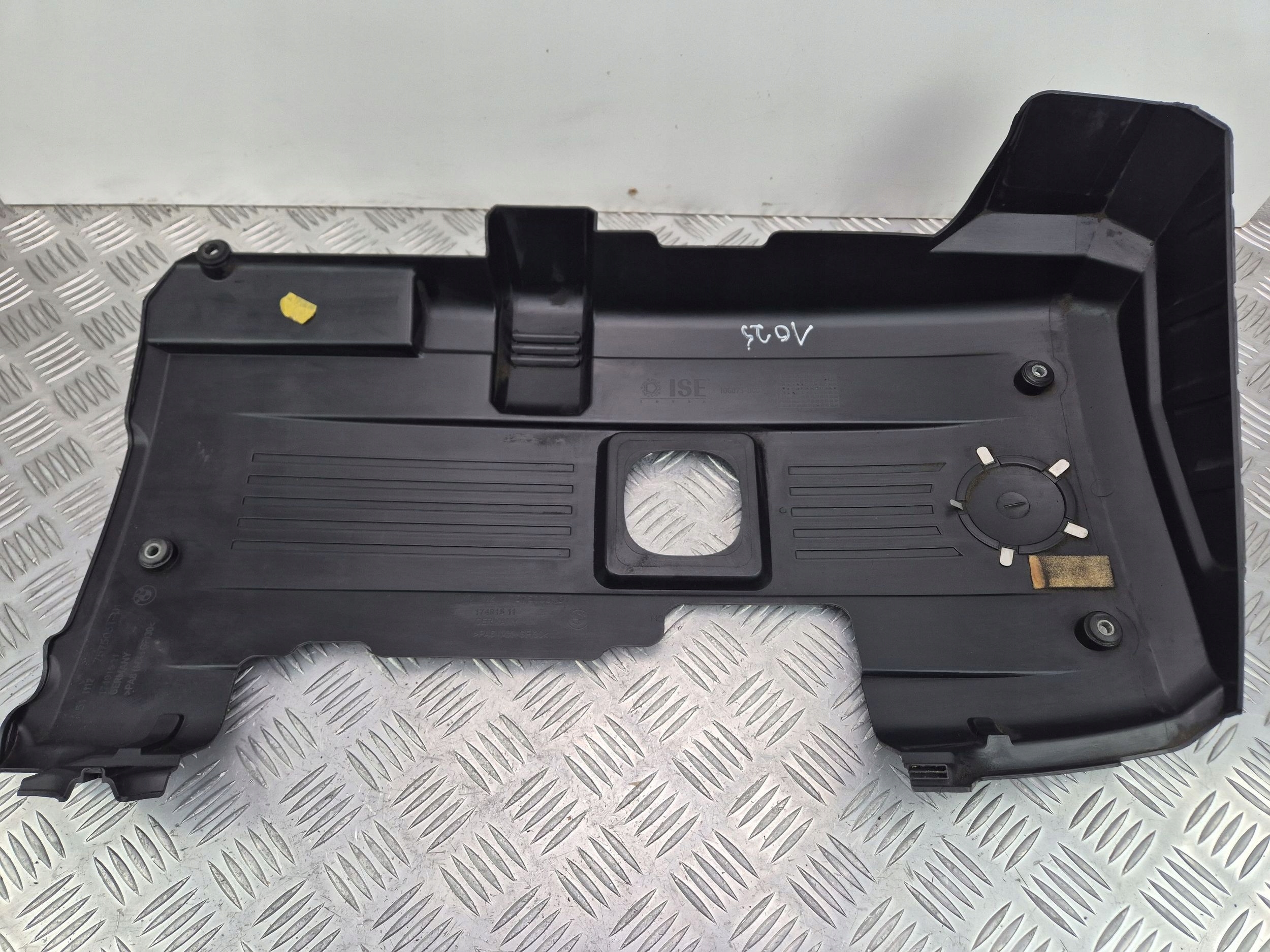 BMW X5 E70 xDrive 30i motor cover 7575033 N52B30A