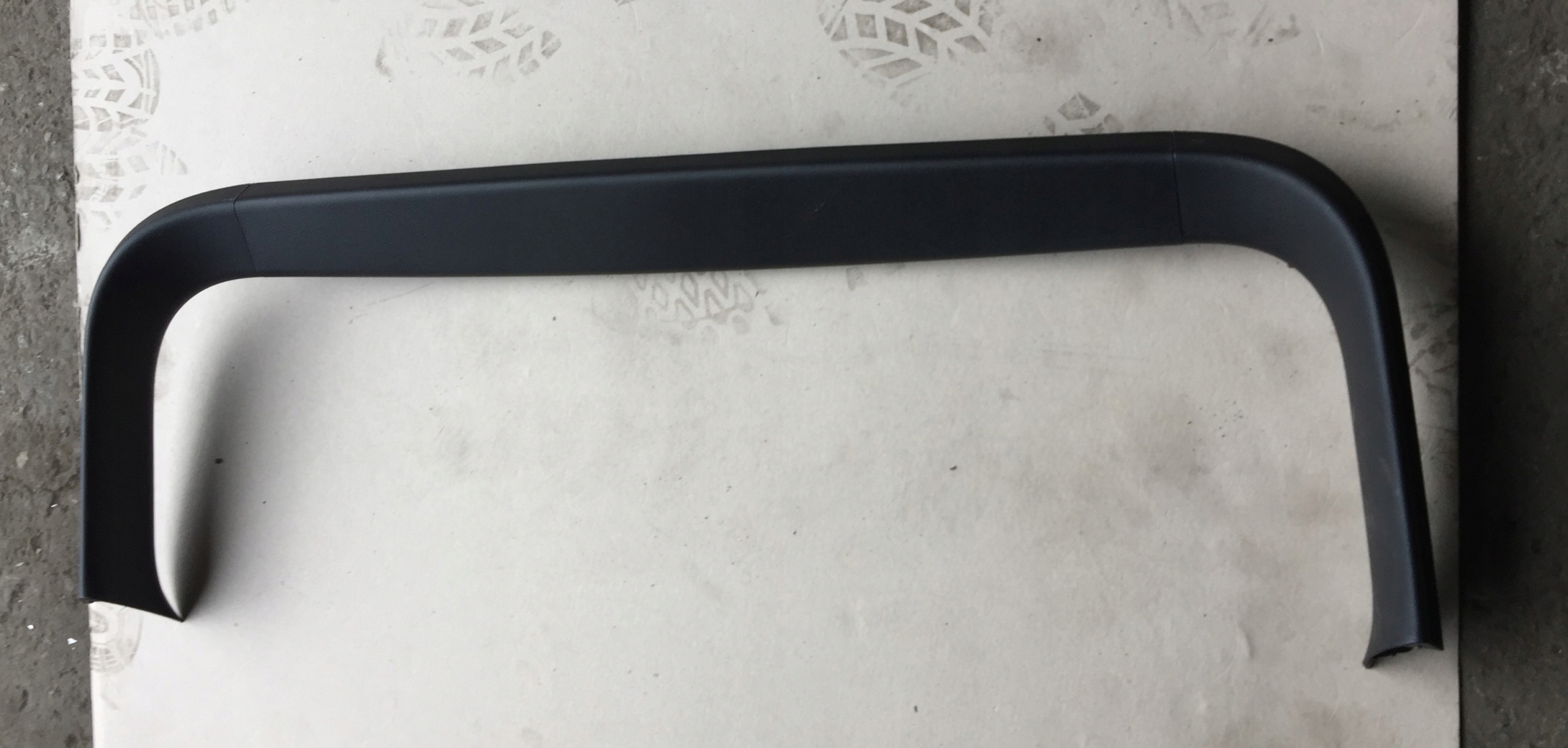 81761-J7200 - KIA CEED III 18-УНІВЕРСАЛ ОББИВКА КРИШКИ БАГАЖНИКА