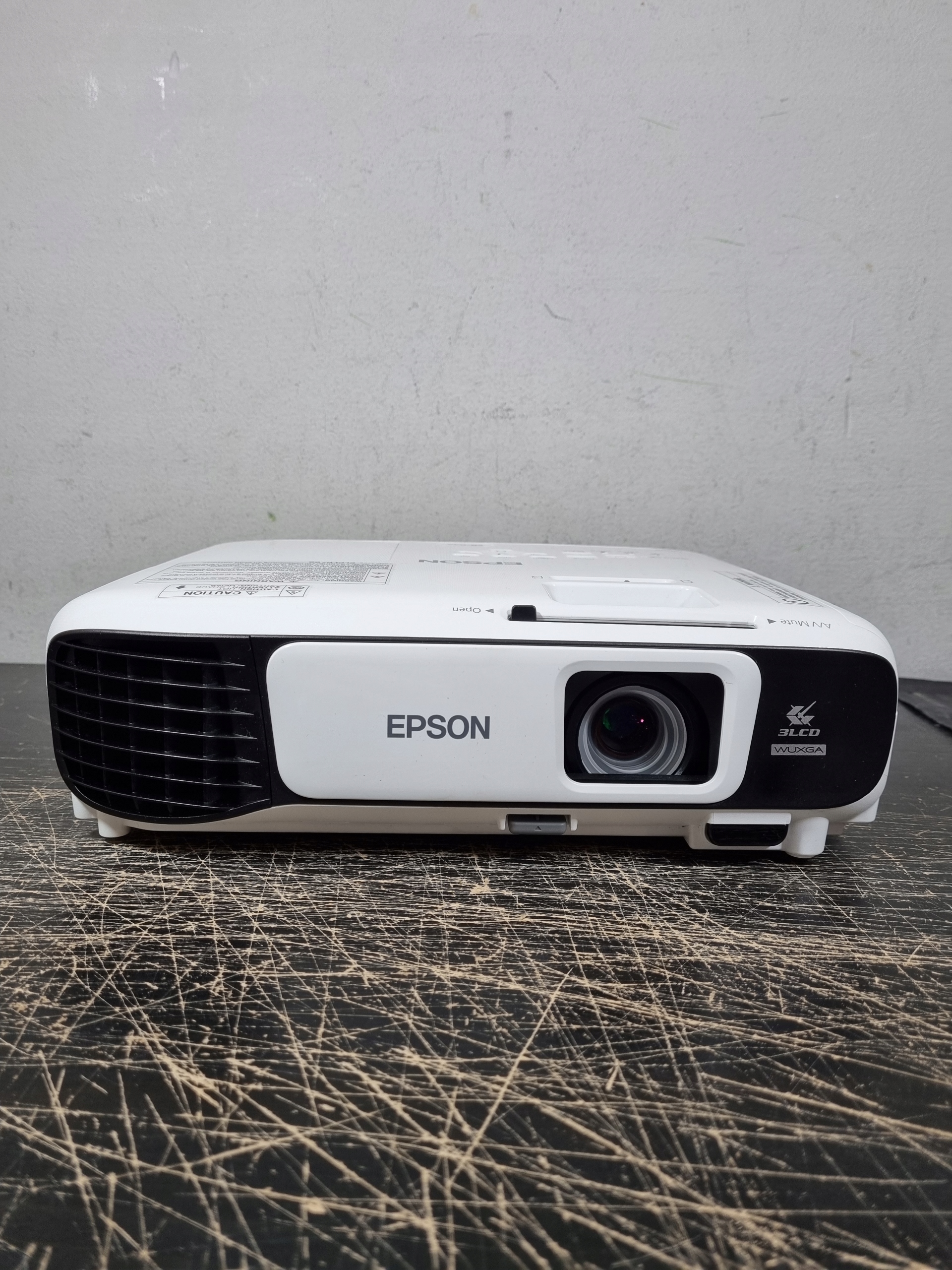 Projektor LCD Epson EB-U42 biały