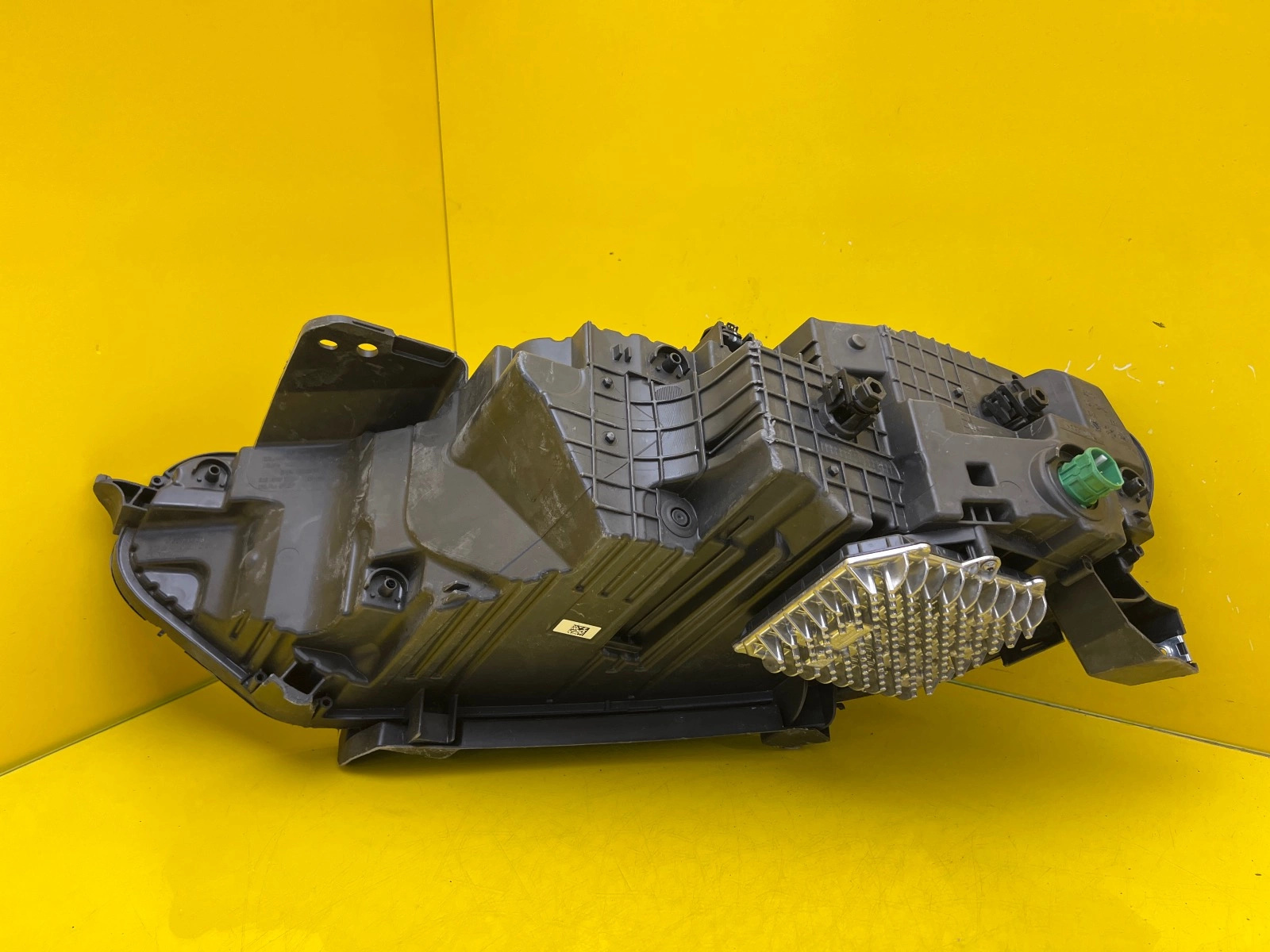 light right front Alfa Romeo Tonale Full Led 00505643990