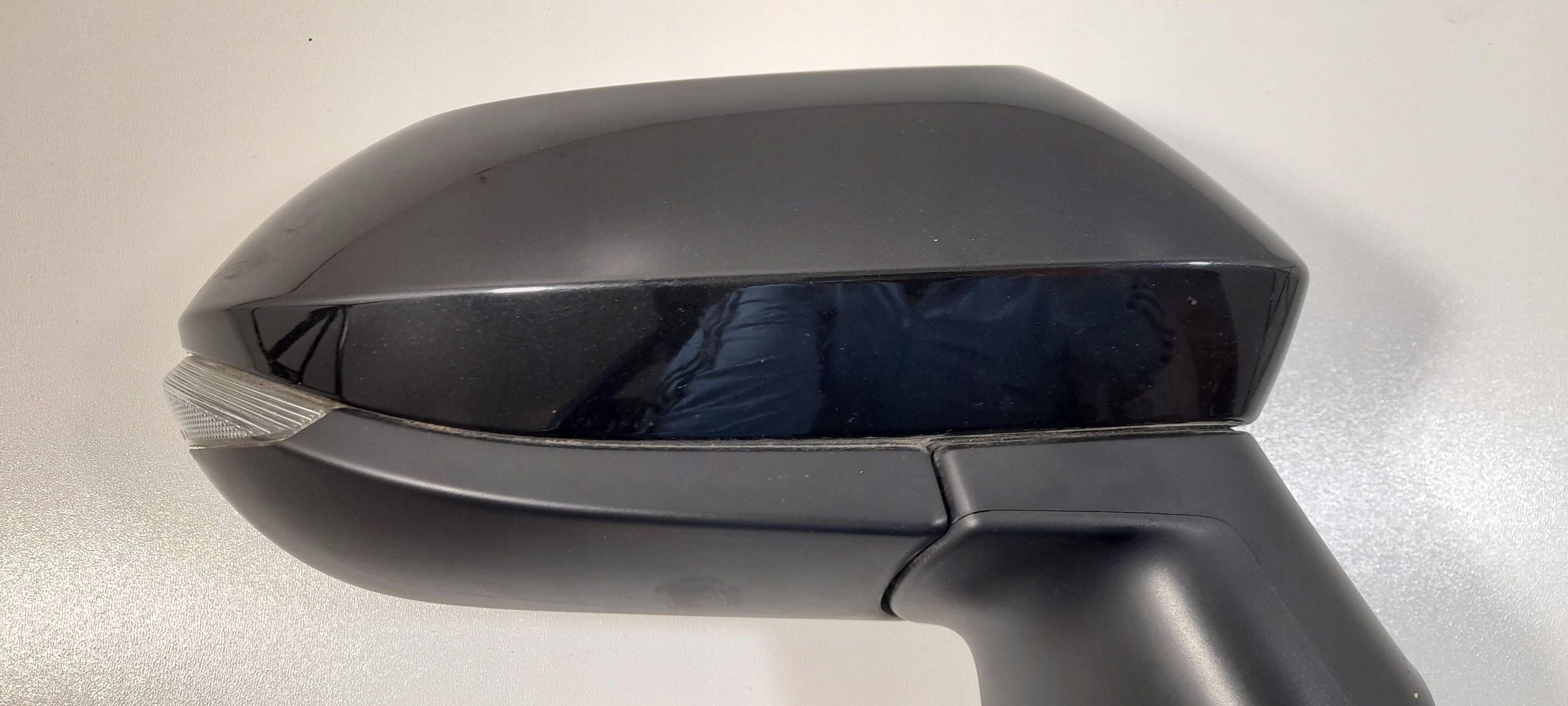 Toyota Corolla E21 mirror right 049749 209 8-PIN (S254)