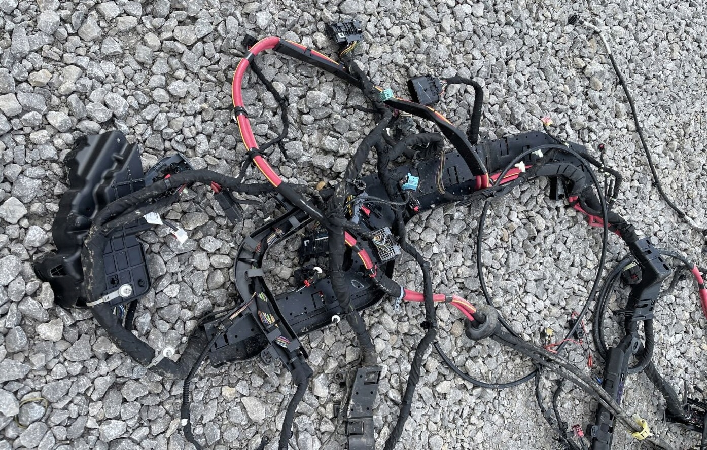 O7 CADILLAC CT5 SPORT V 2019 - bundle wiring electrical 86799541