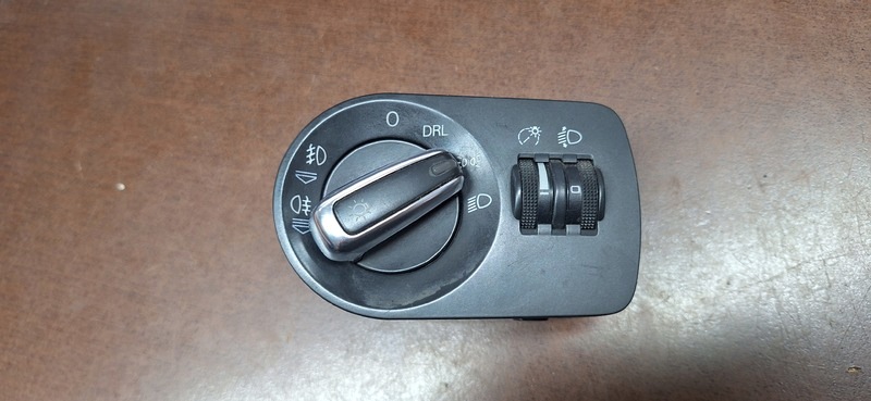 Interruttore comando luci AUDI A3 8P 8P1941531BB