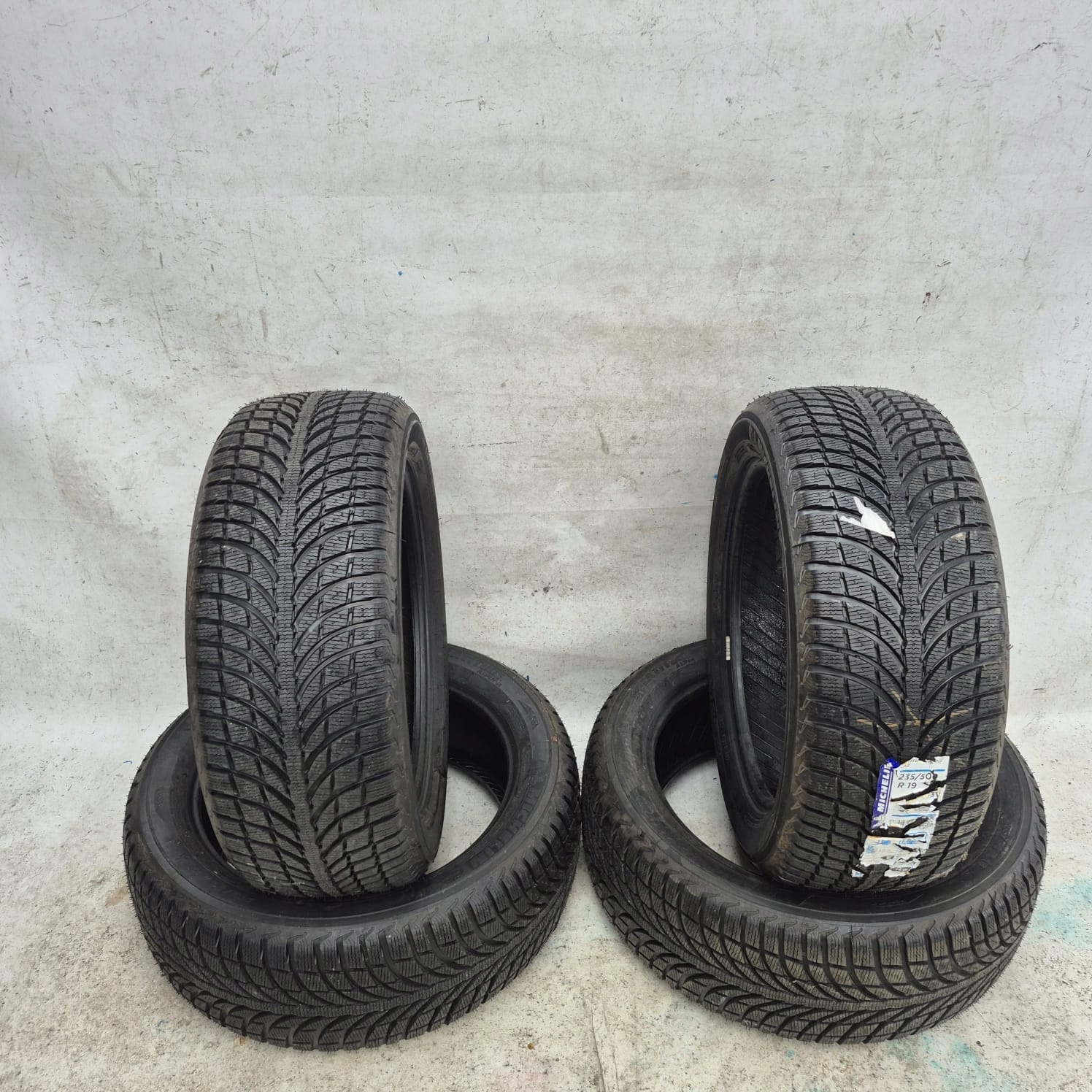MICHELIN LATITUDE ALPIN 235/50 R19 tyres winter