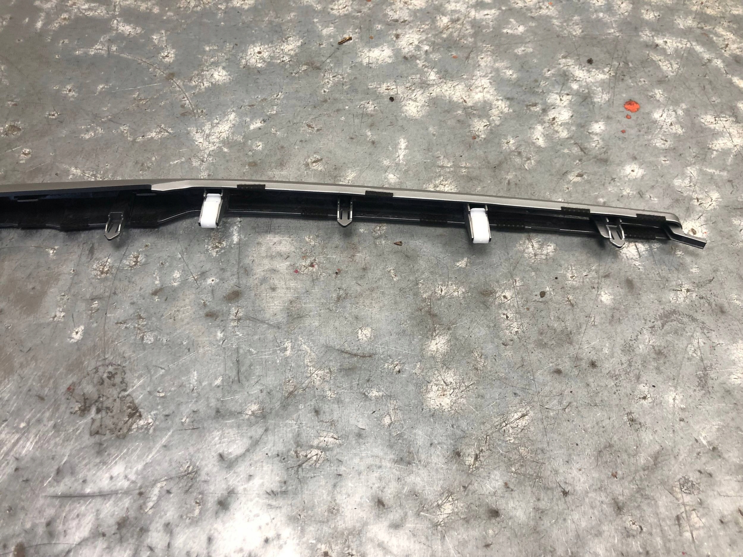 moulage DEKOR console KIA PICANTO III 81578748