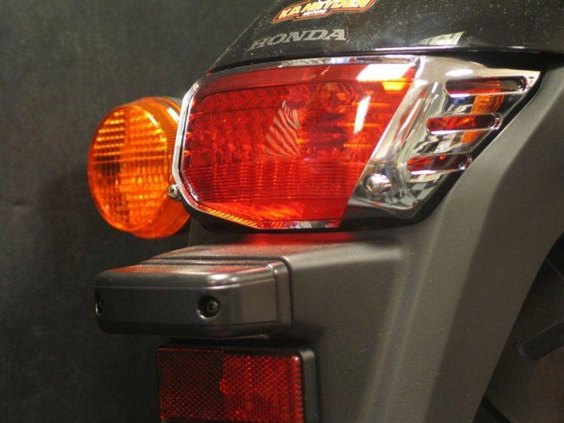 661-118 - КРЫШКА ЗАДНЕГО ФОНАРЯ HONDA VT 750 SPIRIT