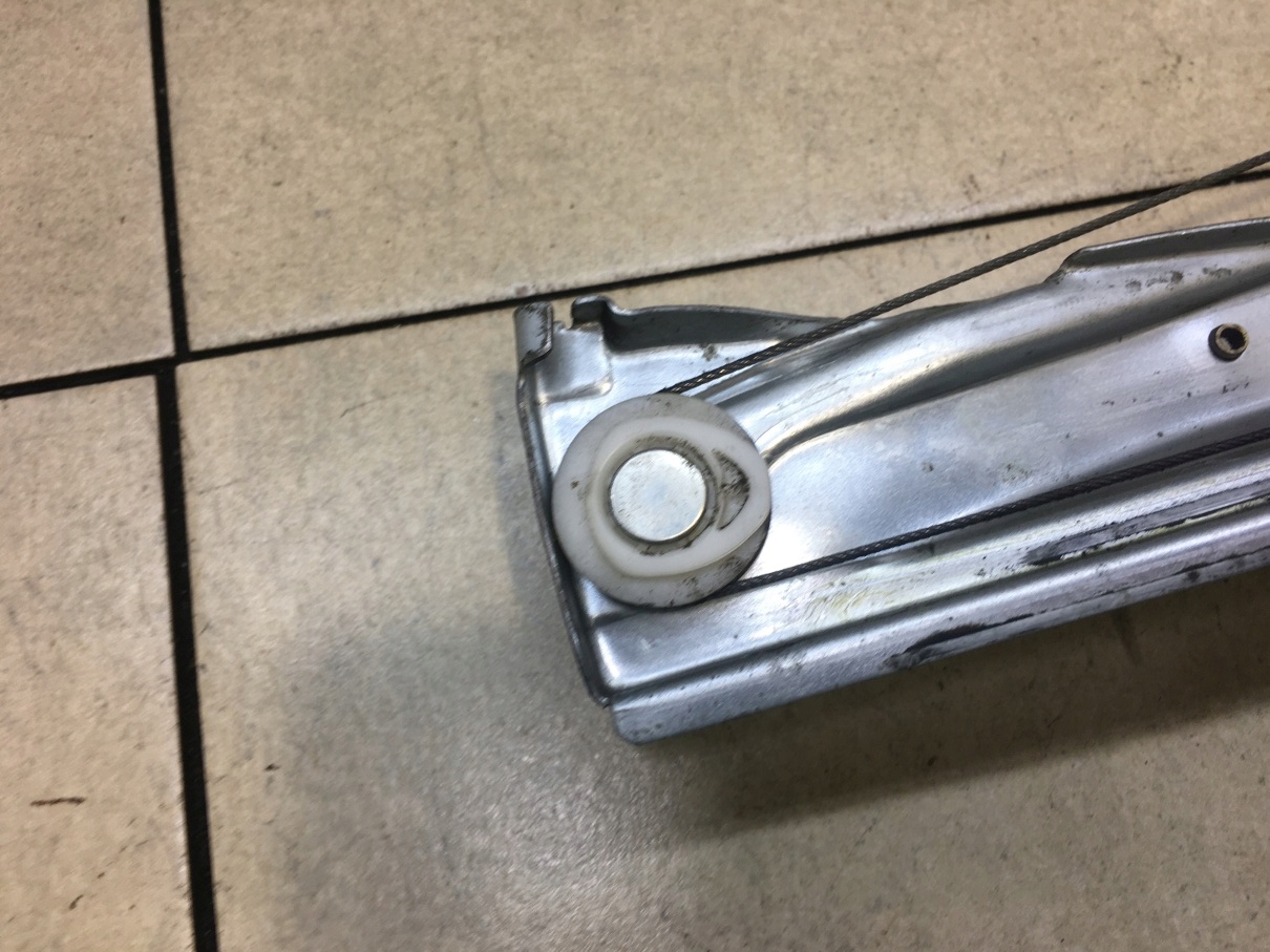 window regulator right rear part C5 and 9632533380