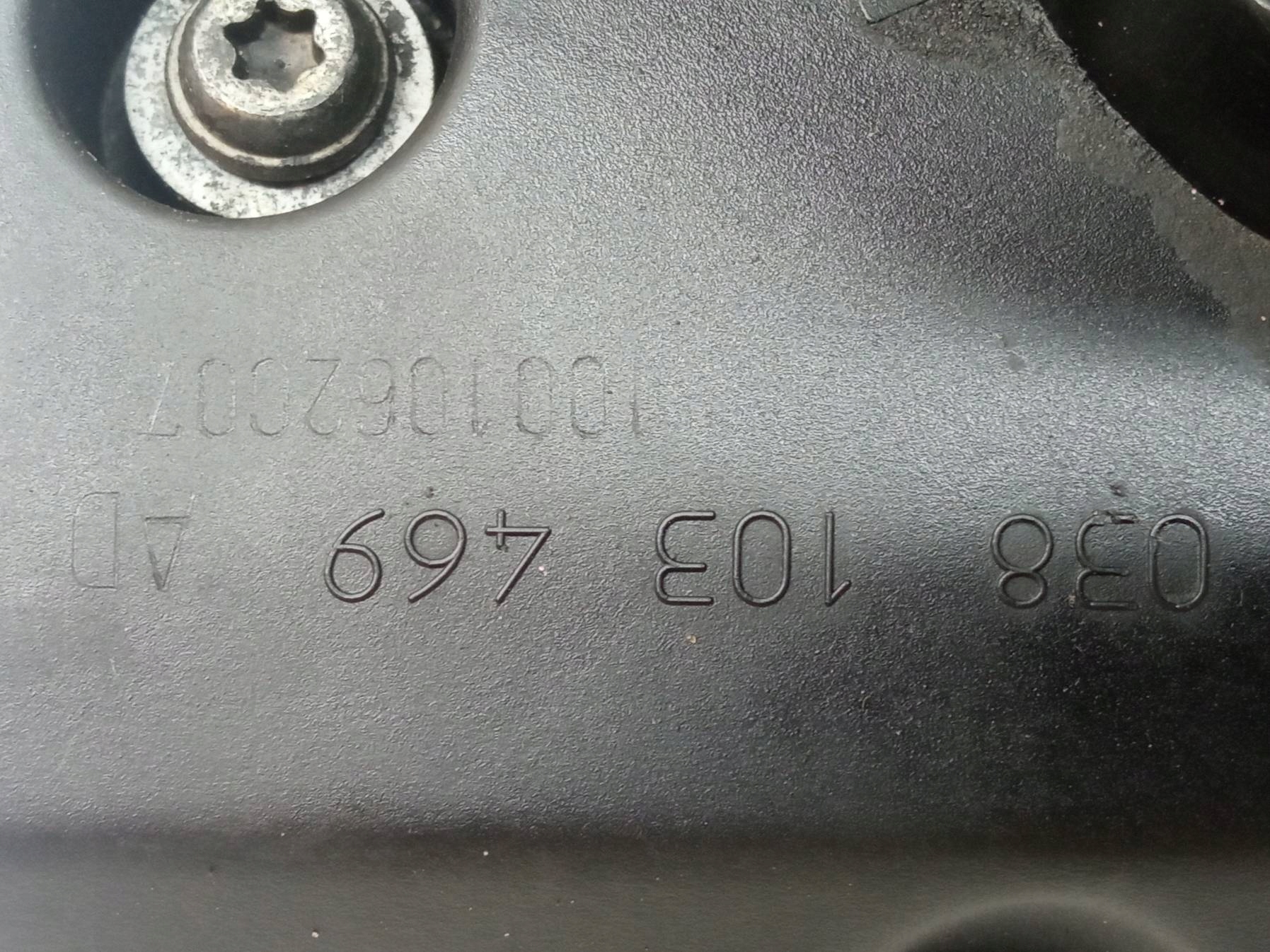 COPERCHIO PUNTERIE 038103469 1.9 TDI Skoda Octavia e (1996-2010)