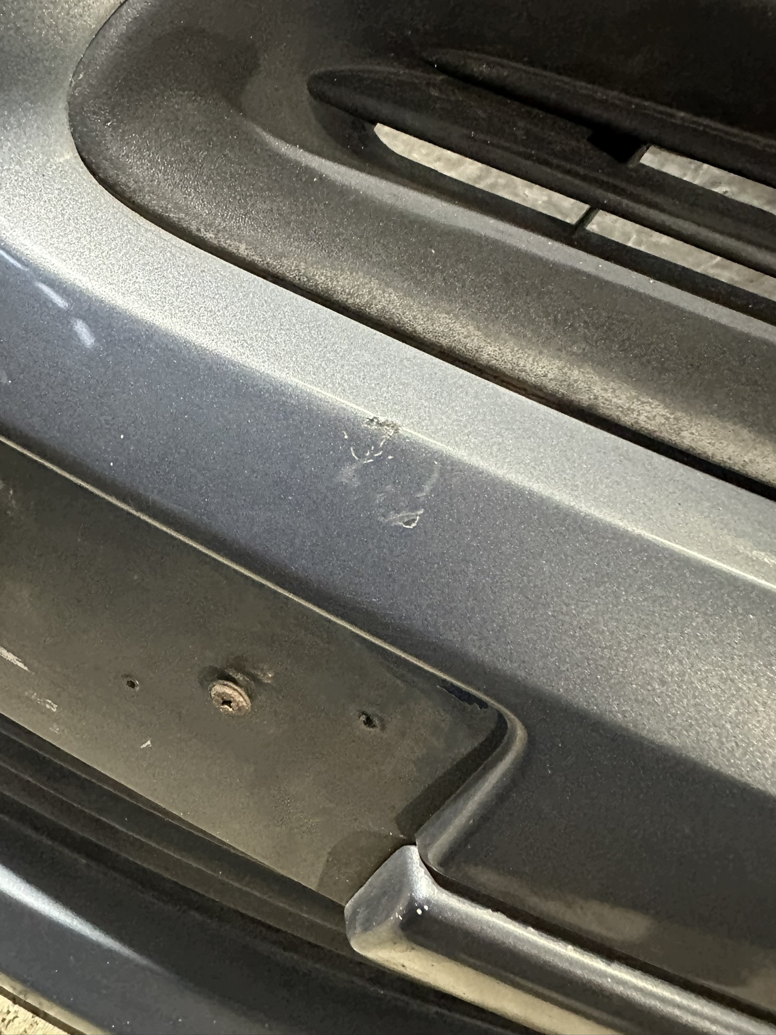 bumper front RENAULT CLIO III