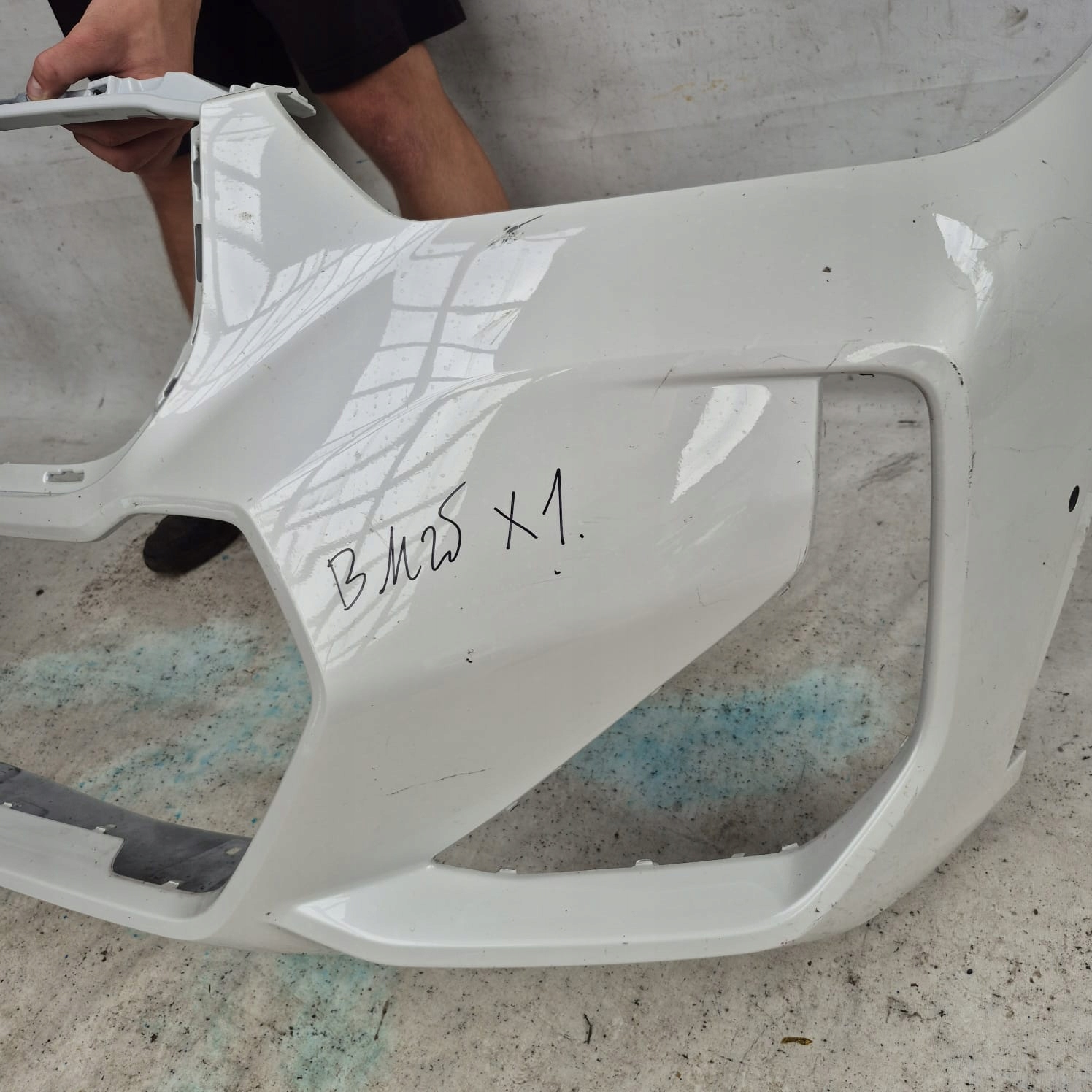 BMW X1 U11 m-packet 22-> bumper front front PDC