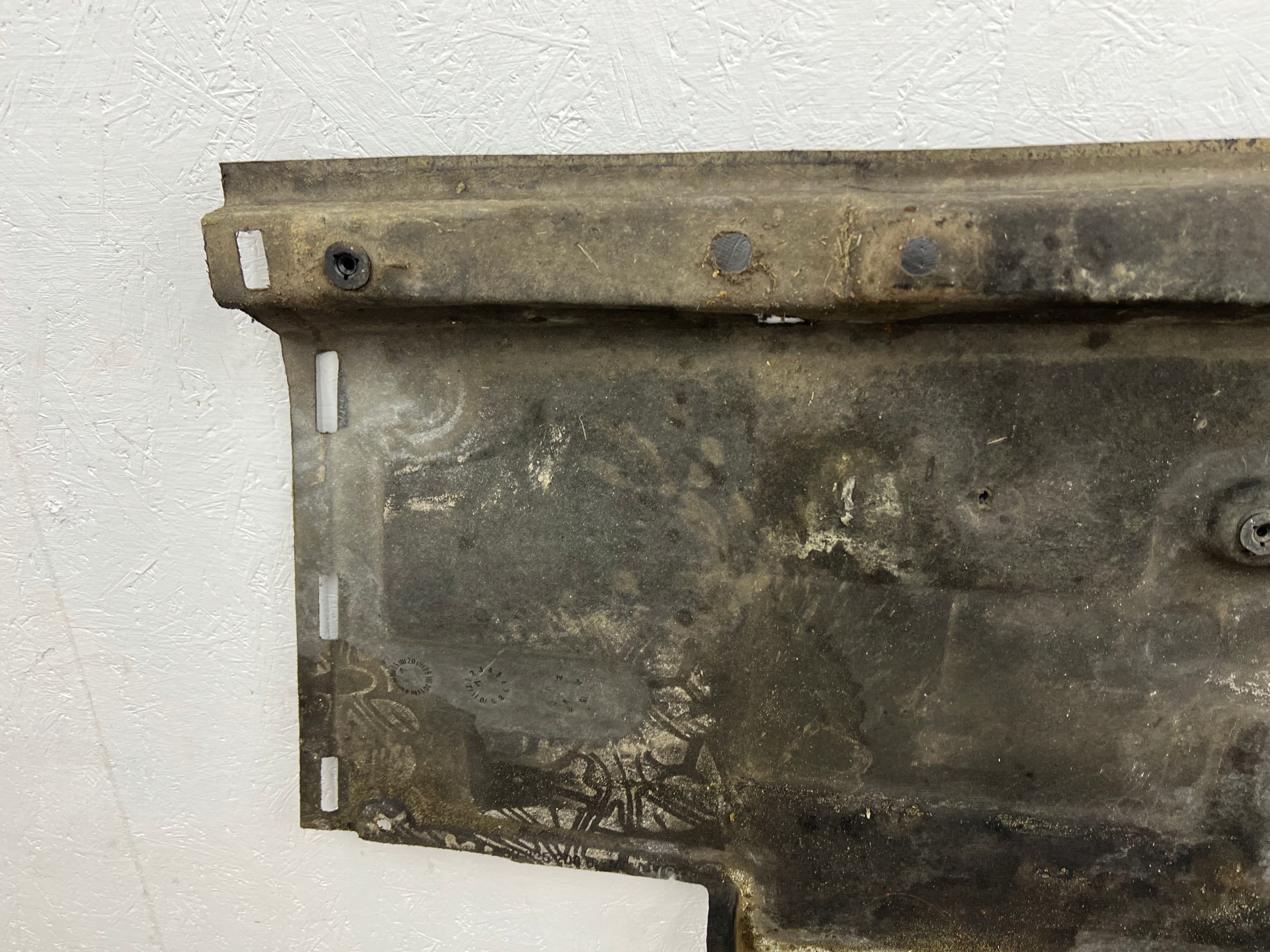 Original Blende Abdeckung abdeckung Unterfahrschutz rechts AUDI A7 A6 C7 4G0825208D