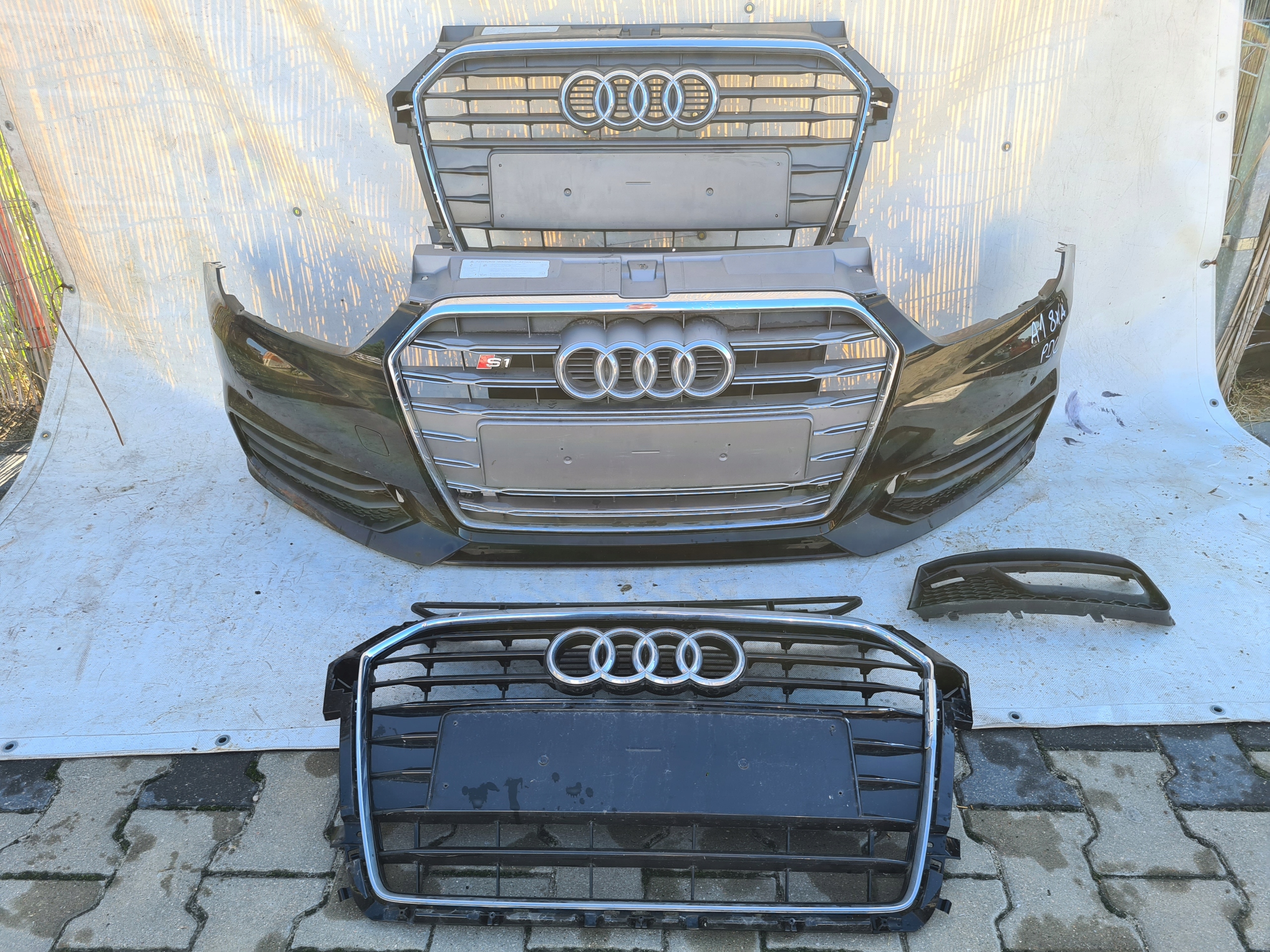 ZDERZAK PRZÓD KOMPLETNY AUDI A1 8XA LIFT PDC