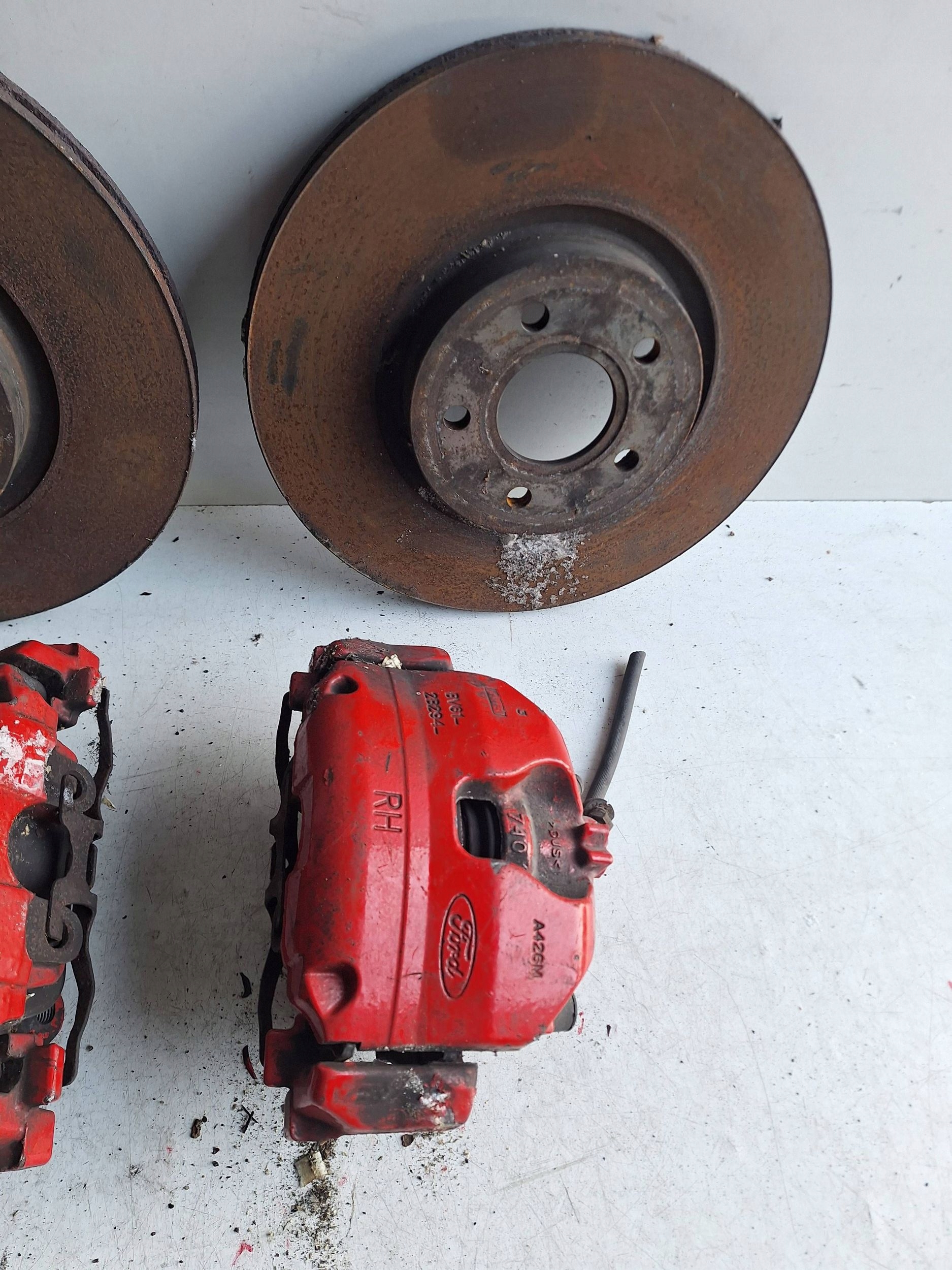 FORD FOCUS MK3 ST LIFT 14-18 caliper TARCZ left + right