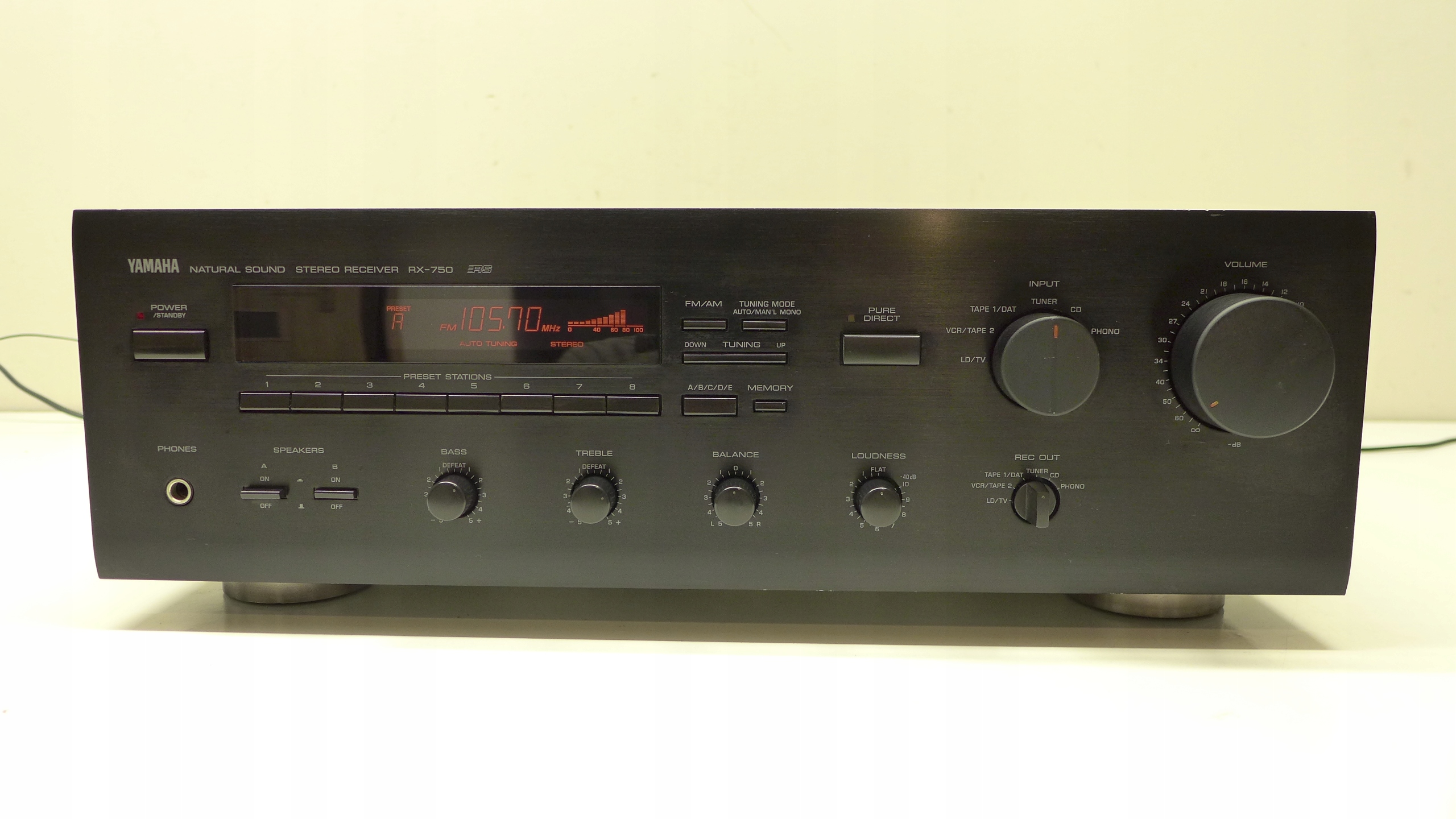 Amplituner Yamaha RX-750 Pilot Wysoki model