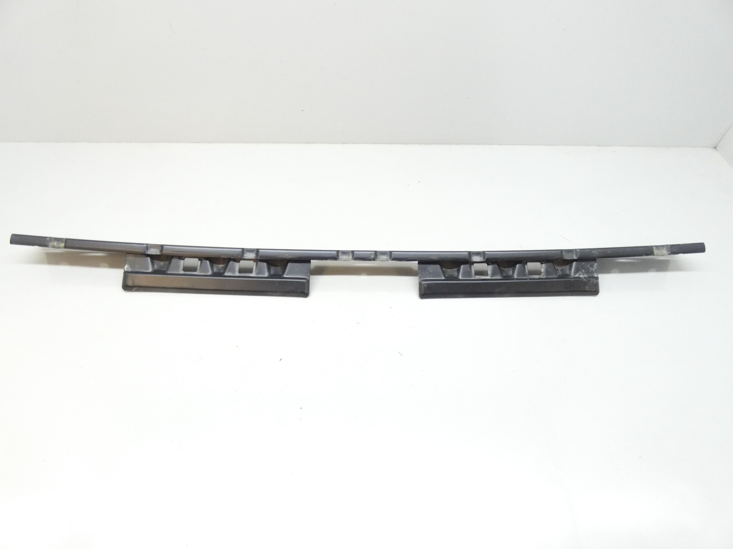 bumper bracket rear part central VW LUPO 98-05 6H0807863