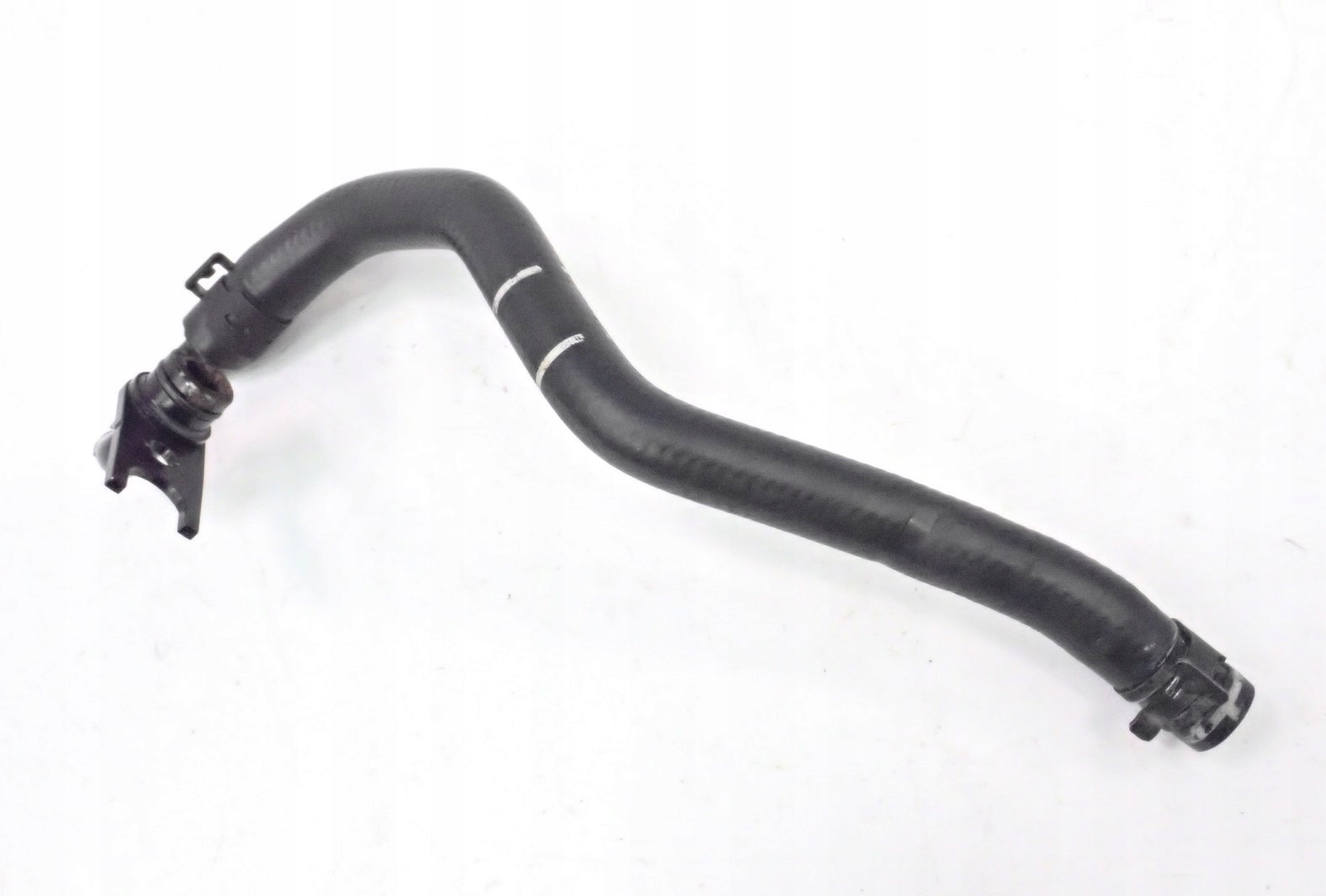 059121131G ZAWÓR RURA PRZEWÓD WĄŻ AUDI A8 D4 4H Q7 Typ samochodu Samochody osobowe