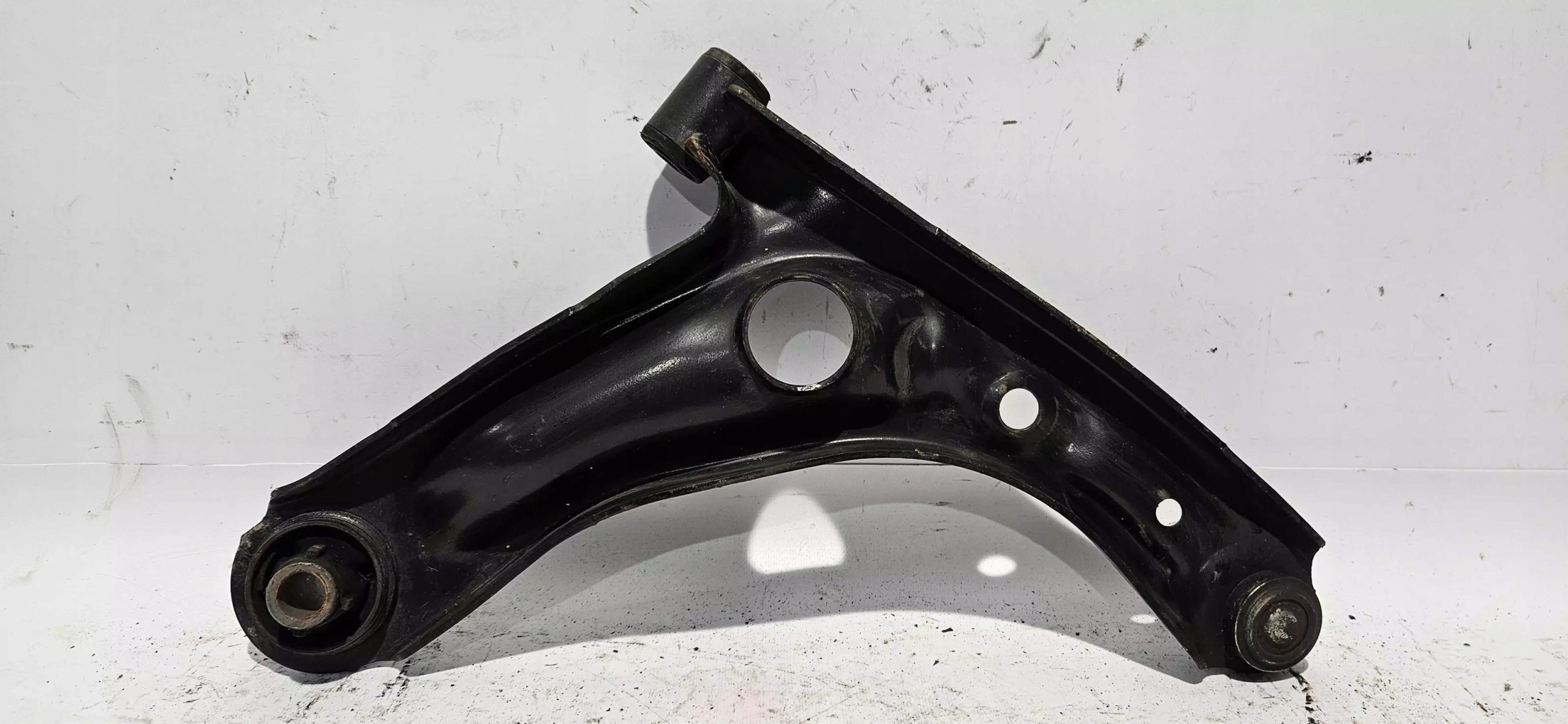 arm right front TOYOTA AYGO C1 107 05- original