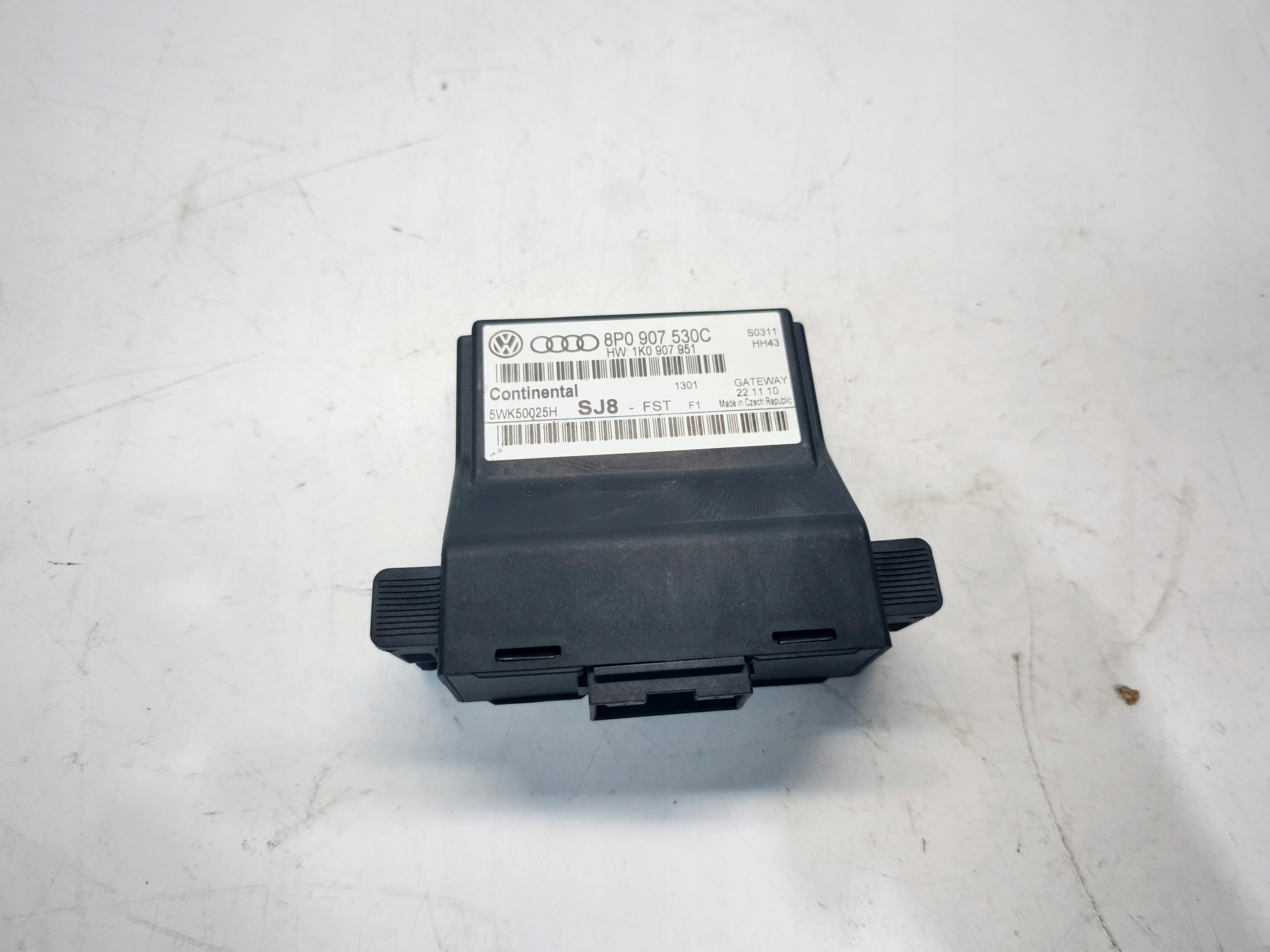 module control unit GATEWAY AUDI VOLKSWAGEN SEAT SKODA 8P0907530C