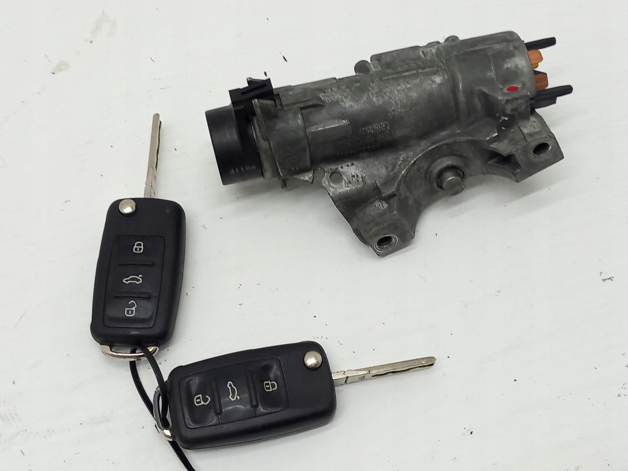 ignition key IMO SKODA FABIA II 1.2 TSI 4B0905851C 07-14