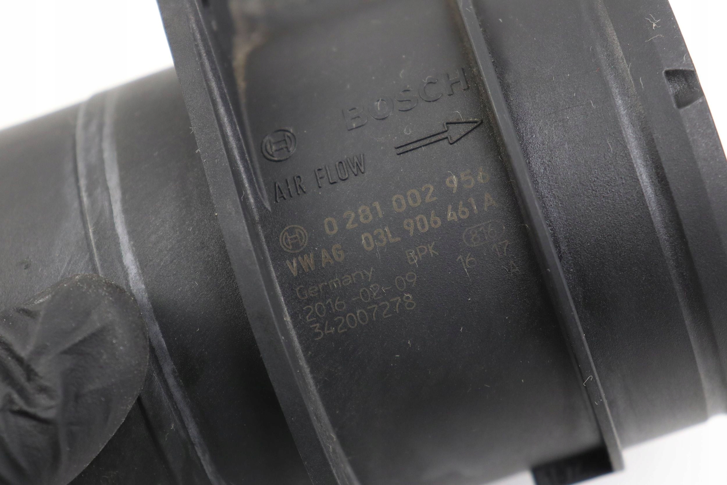 VW PASSAT B7 GOLF VI AUDI A3 8P A4 B8 flow meter 2.0 TDI 03L906461A