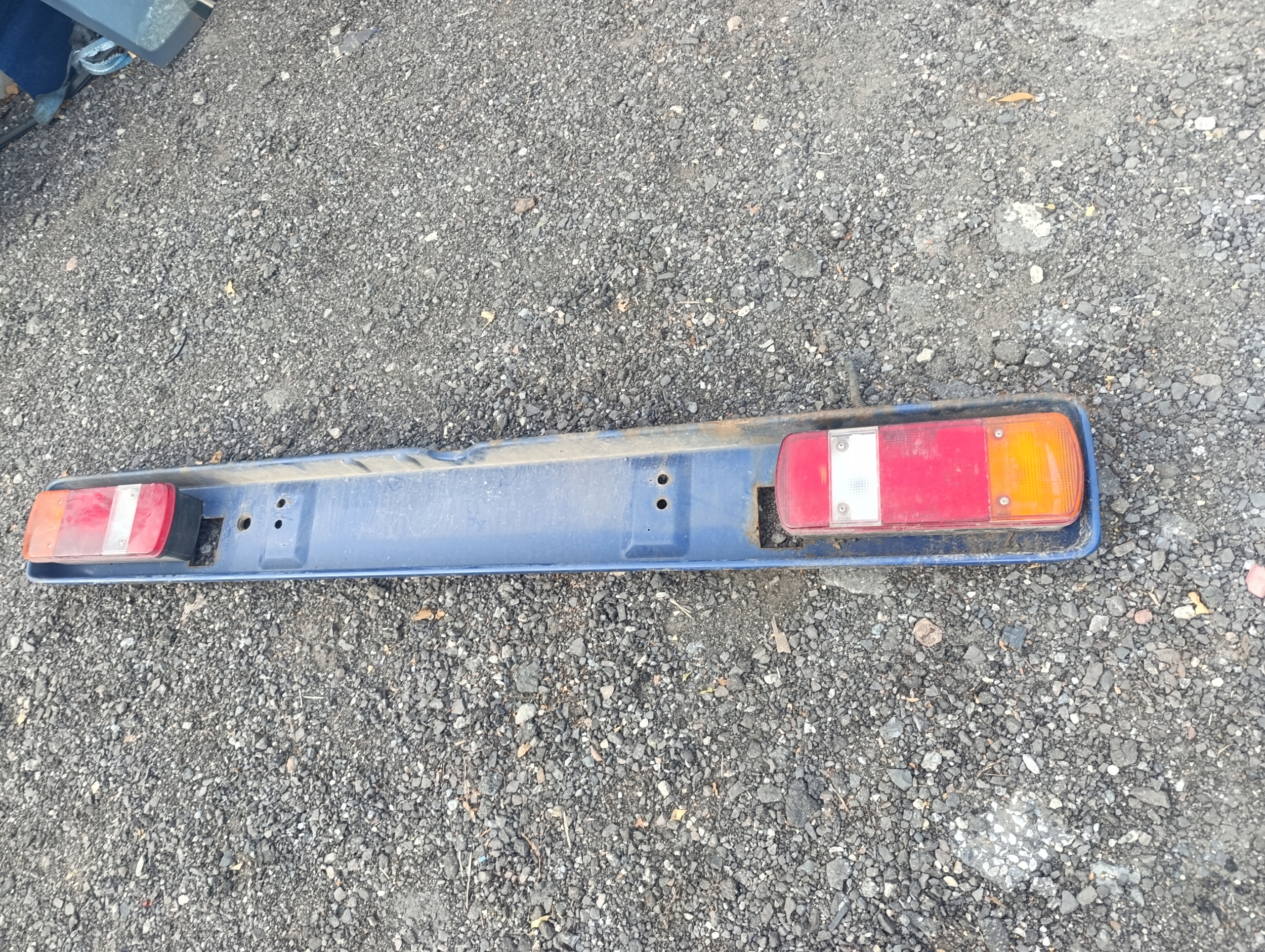 VW T5 träger hinten Stoßstange RAMA DOKA