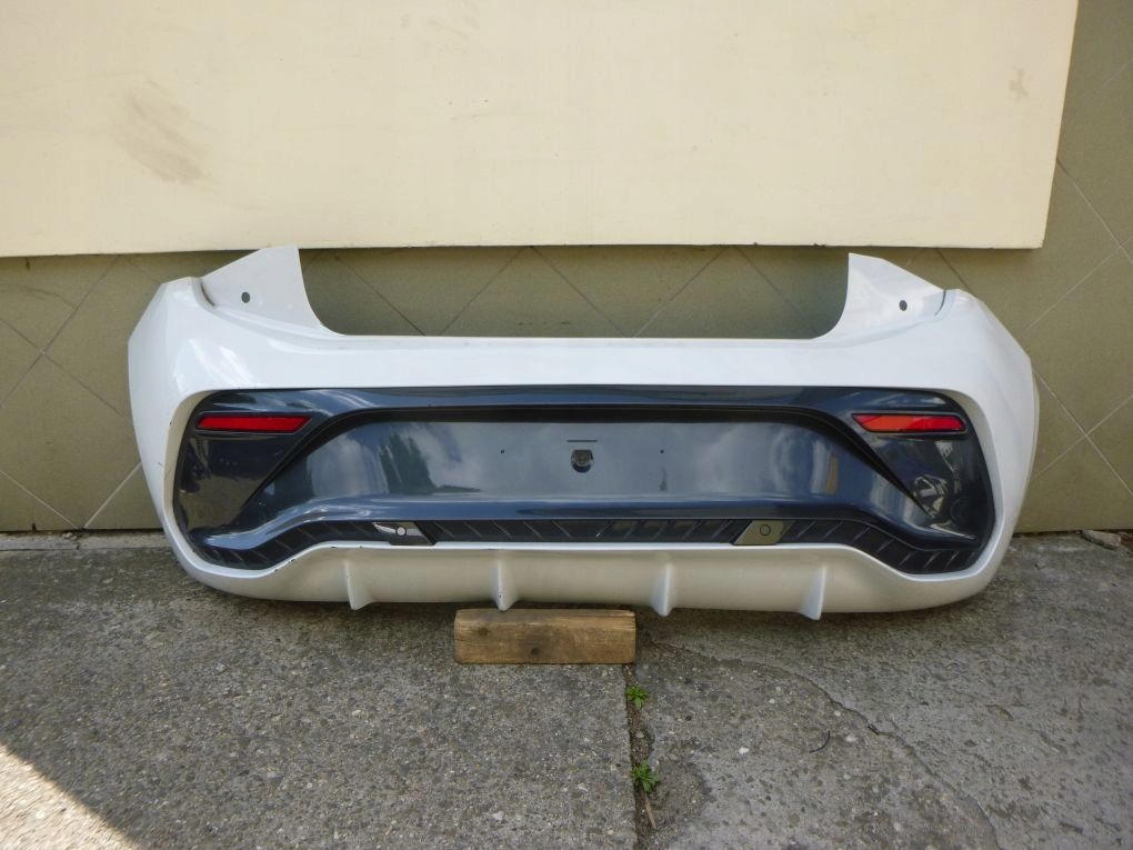 CUPRA BORN 10E- 4 x PDC bumper rear