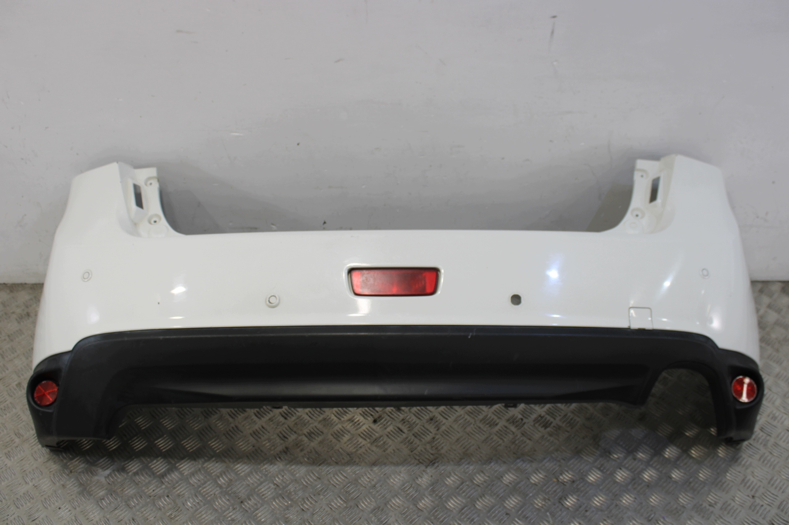 bumper rear part rear complete 4 X PDC MITSUBISHI ASX LIFT 2016-2019