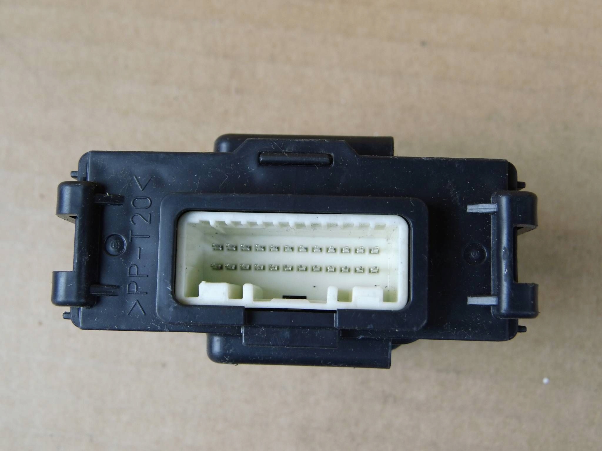 Nissan X-Trail T32 module 476A0 4MS0A