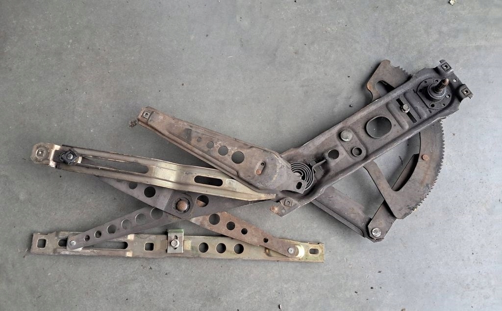 mechanism windows manual front right MERCEDES W123 COUPE 1237201446