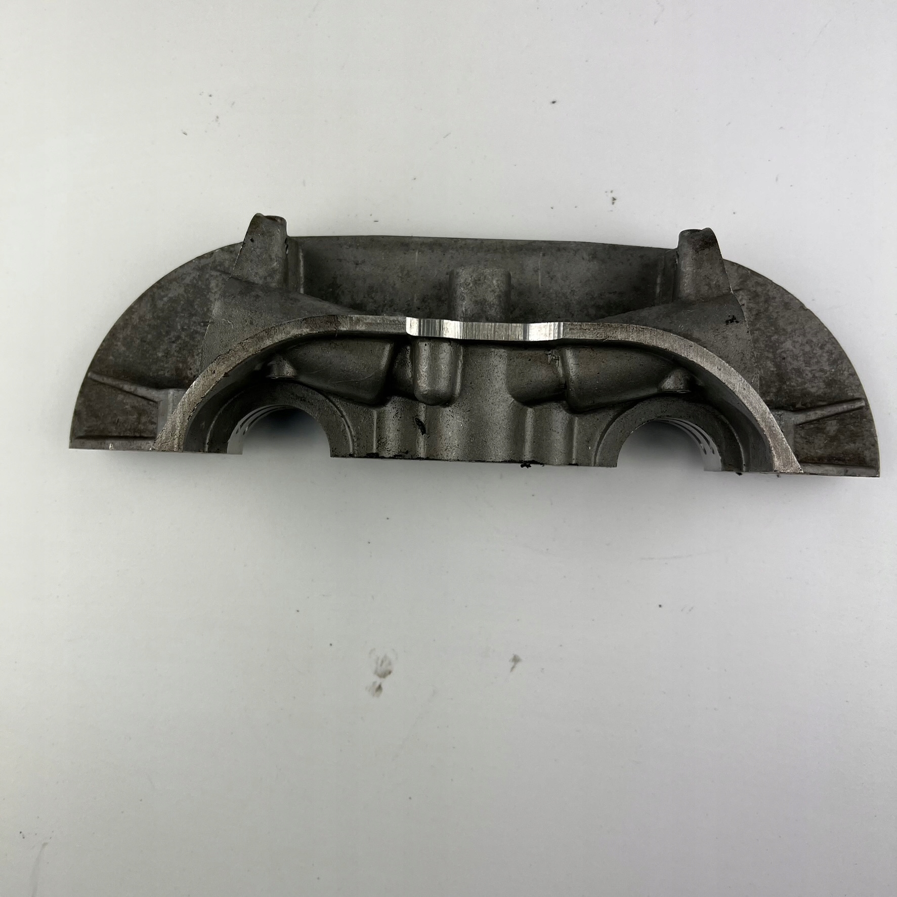 BM5G-6A258-AD BM5G-6A258-AB - КРОНШТЕЙН ВАЛУ FORD KUGA FOCUS 1.5 1.6 ECOBOOST