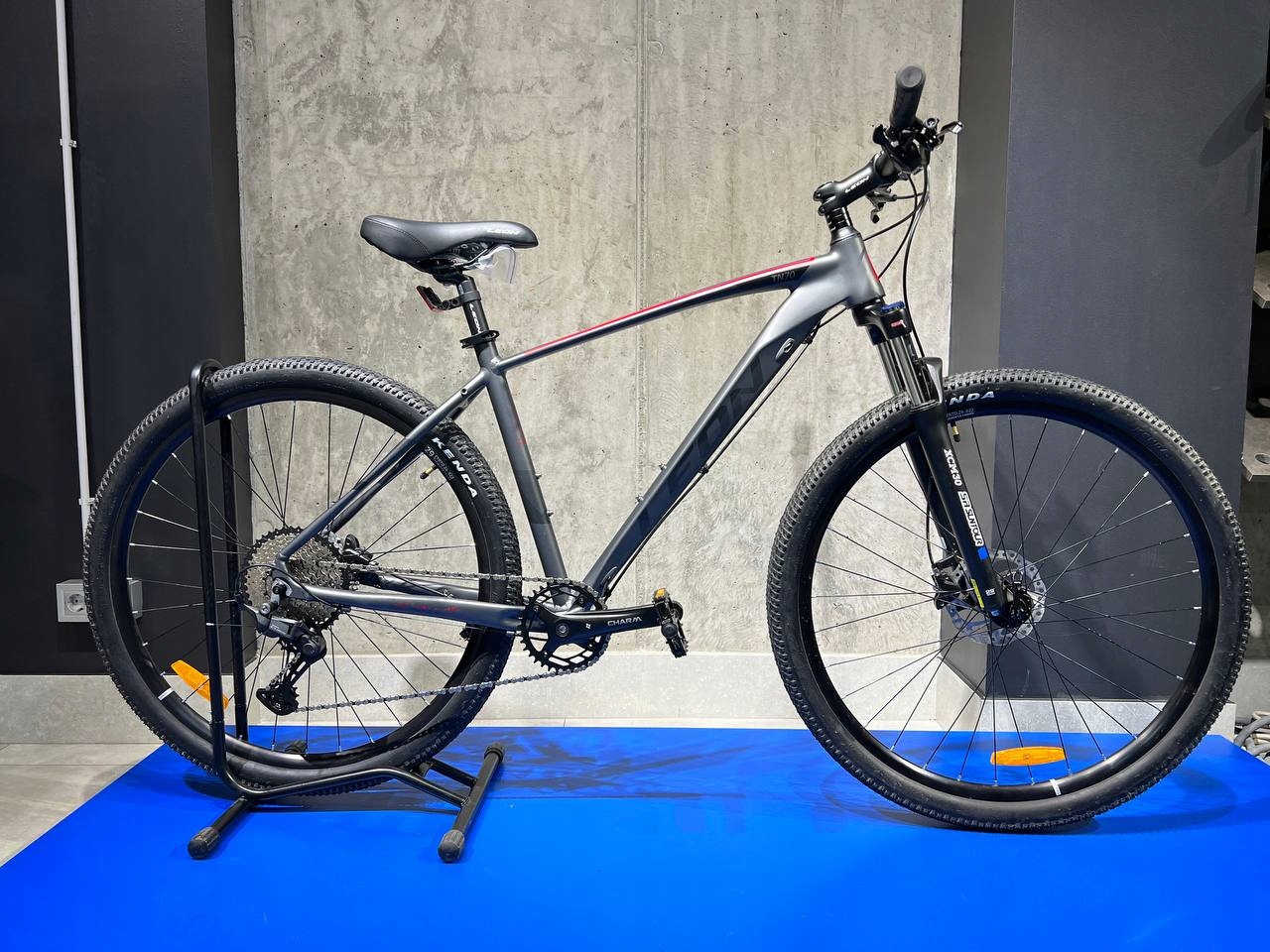 Rower MTB Leon TN-70 rama 19 cali koło 29 " grafitowy SHIMANO Rozmiar ramy 19 cali