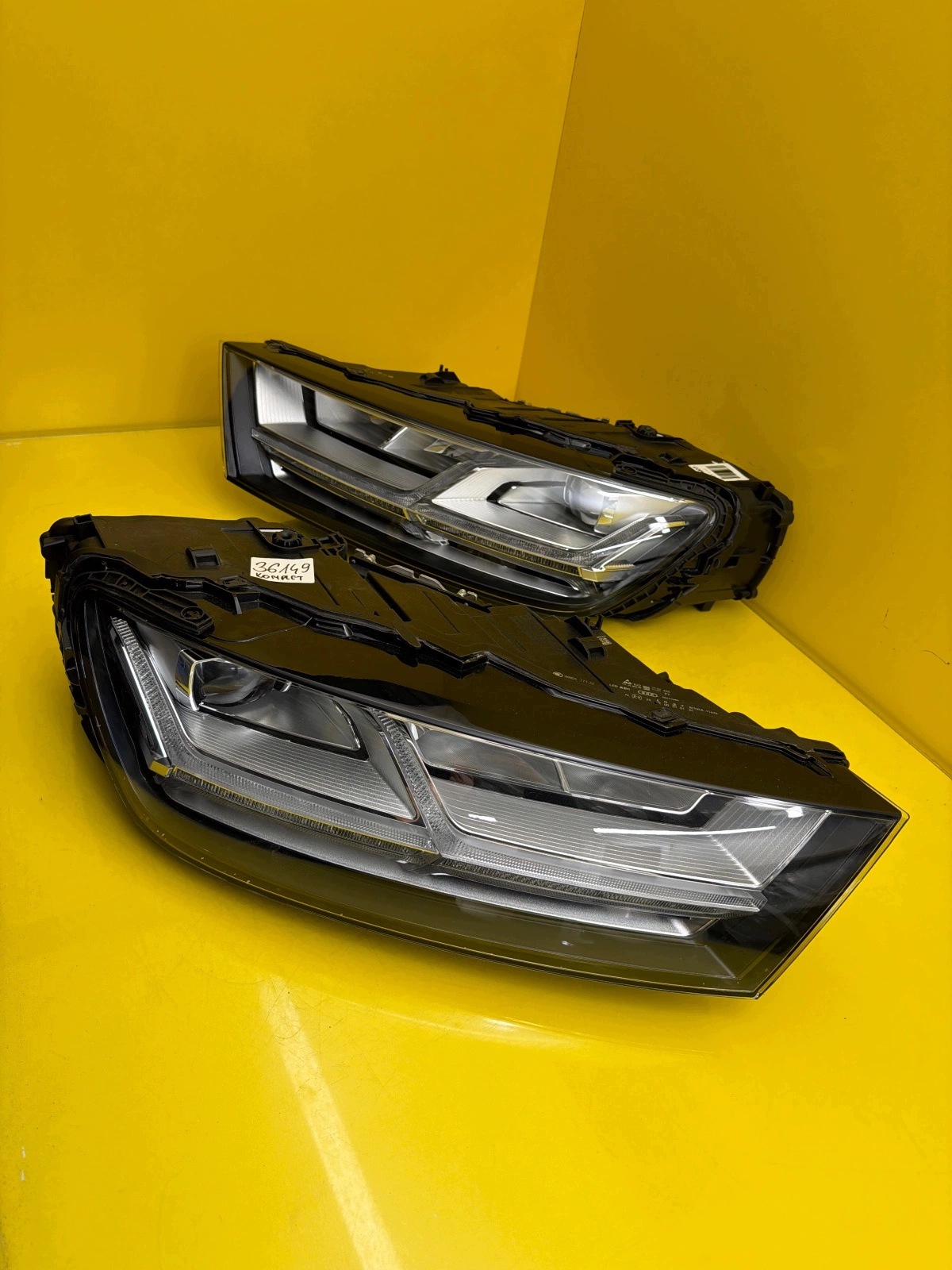 light left right Audi Q7 4M Full Led 4M0941033 4M0941034