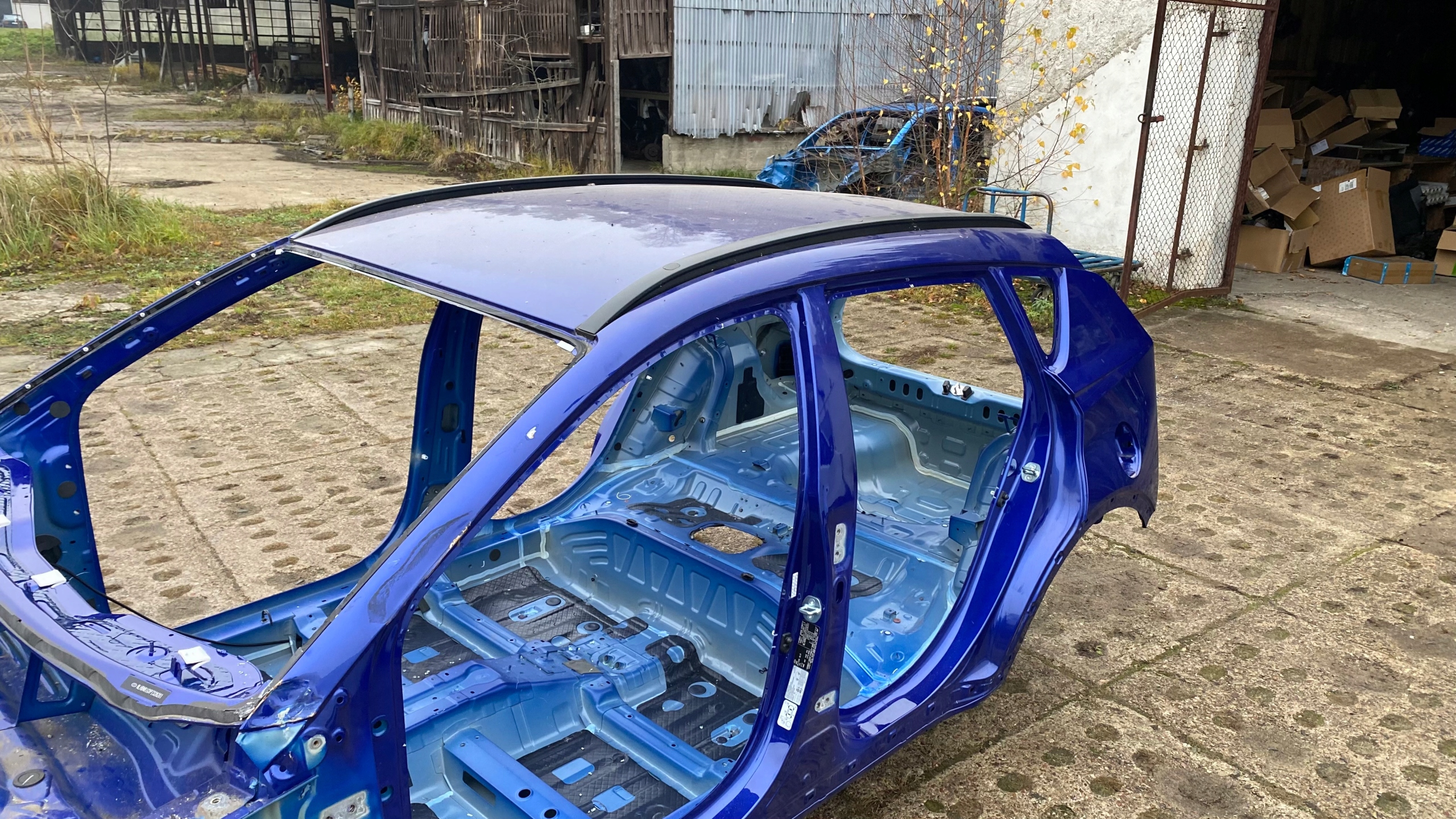 HYUNDAI BAYON dach Säule 21-24 YP5