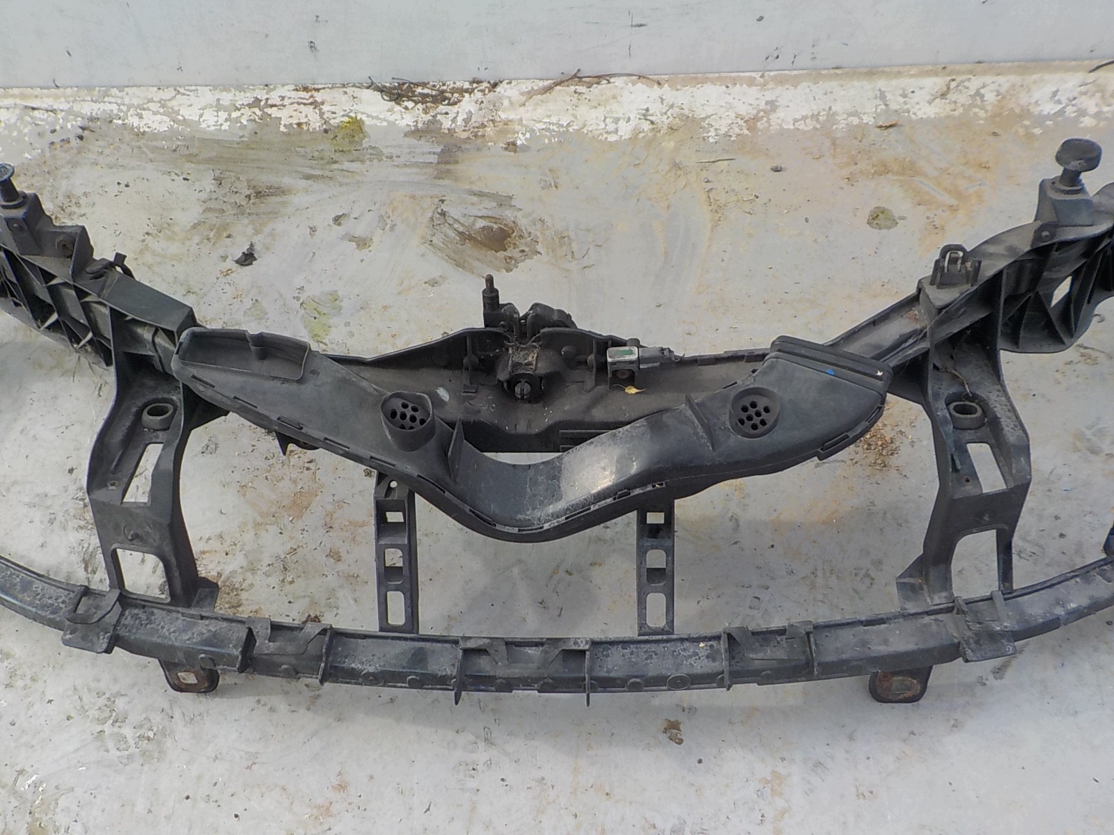 712 FORD KUGA and MK1 support panel for radiators pillar iron OKULAR