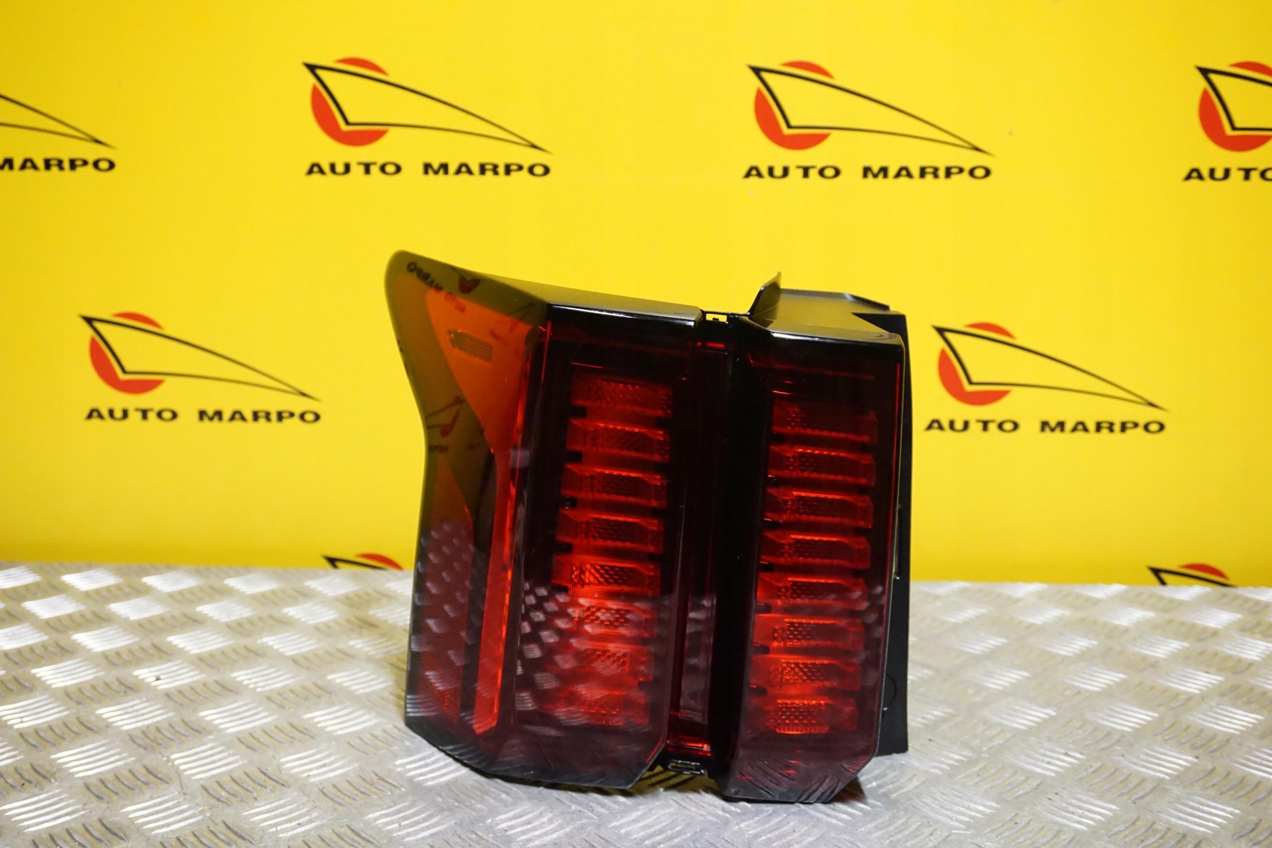 KIA SORENTO 2021 2022 2023 - LAMPA TYŁ TYLNA LEWA LED USA Numer katalogowy części 92401-R5