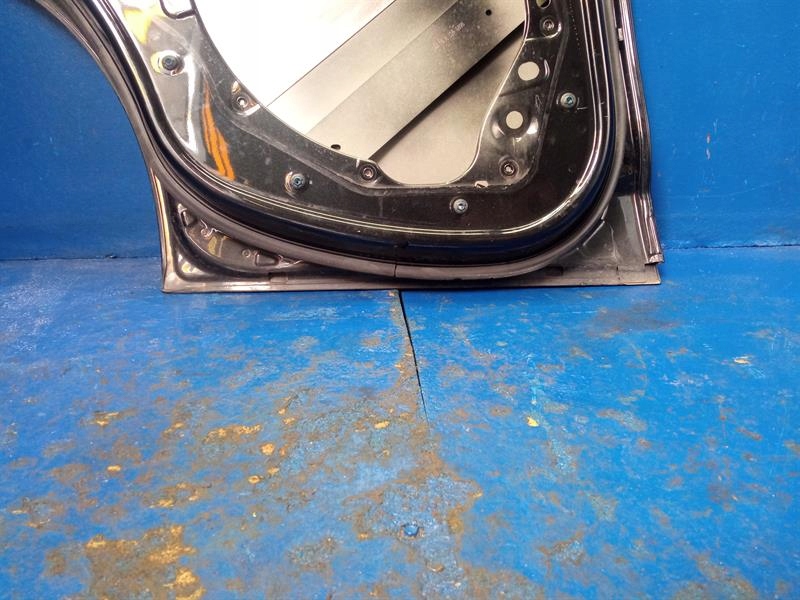 DRZWI LEWY TYŁ ALFA ROMEO STELVIO CZARNE 408 BDB Typ samochodu Samochody osobowe